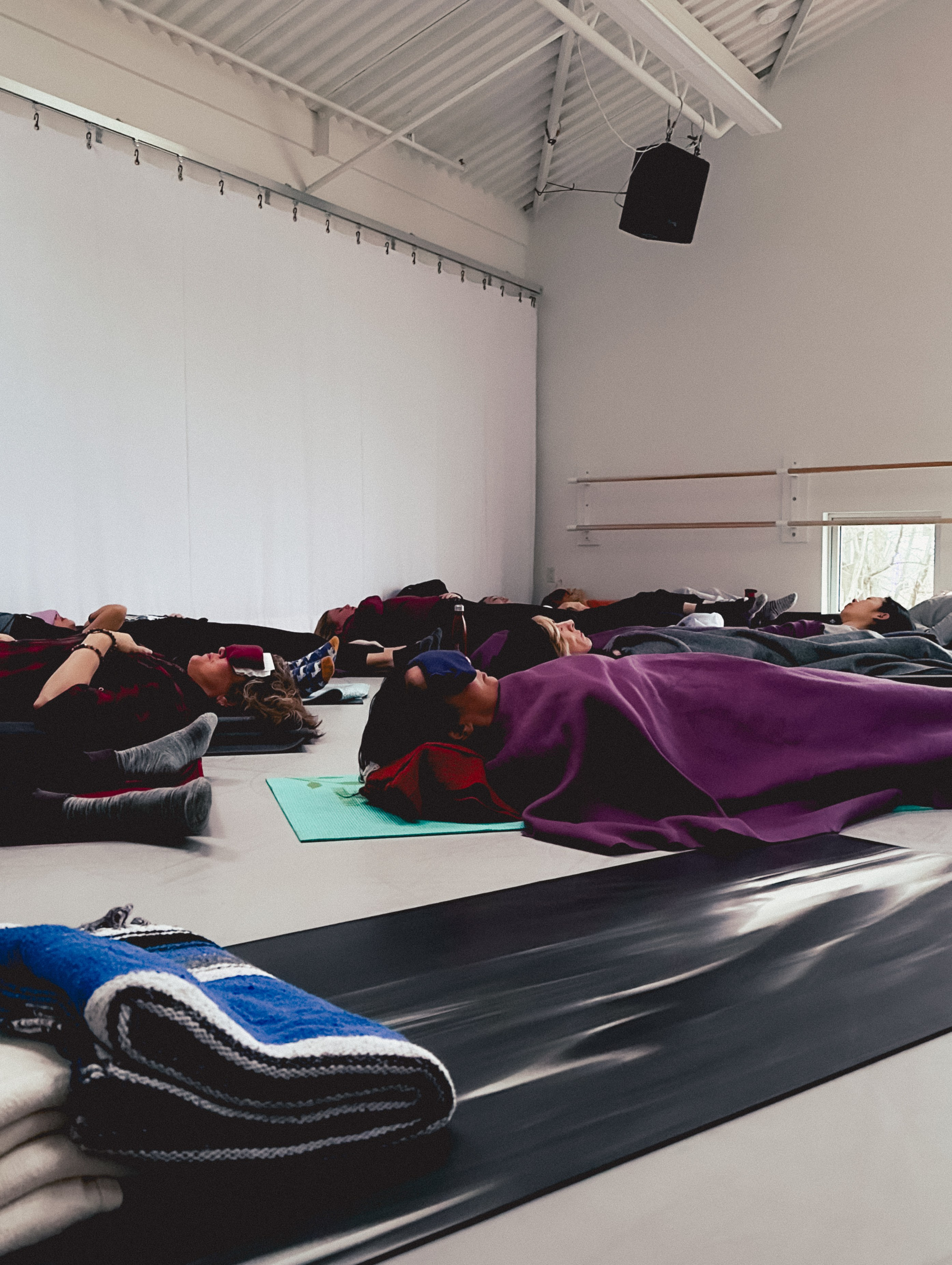 Tianne & Sound Bath. Yana Bobrova | Artistic Photography