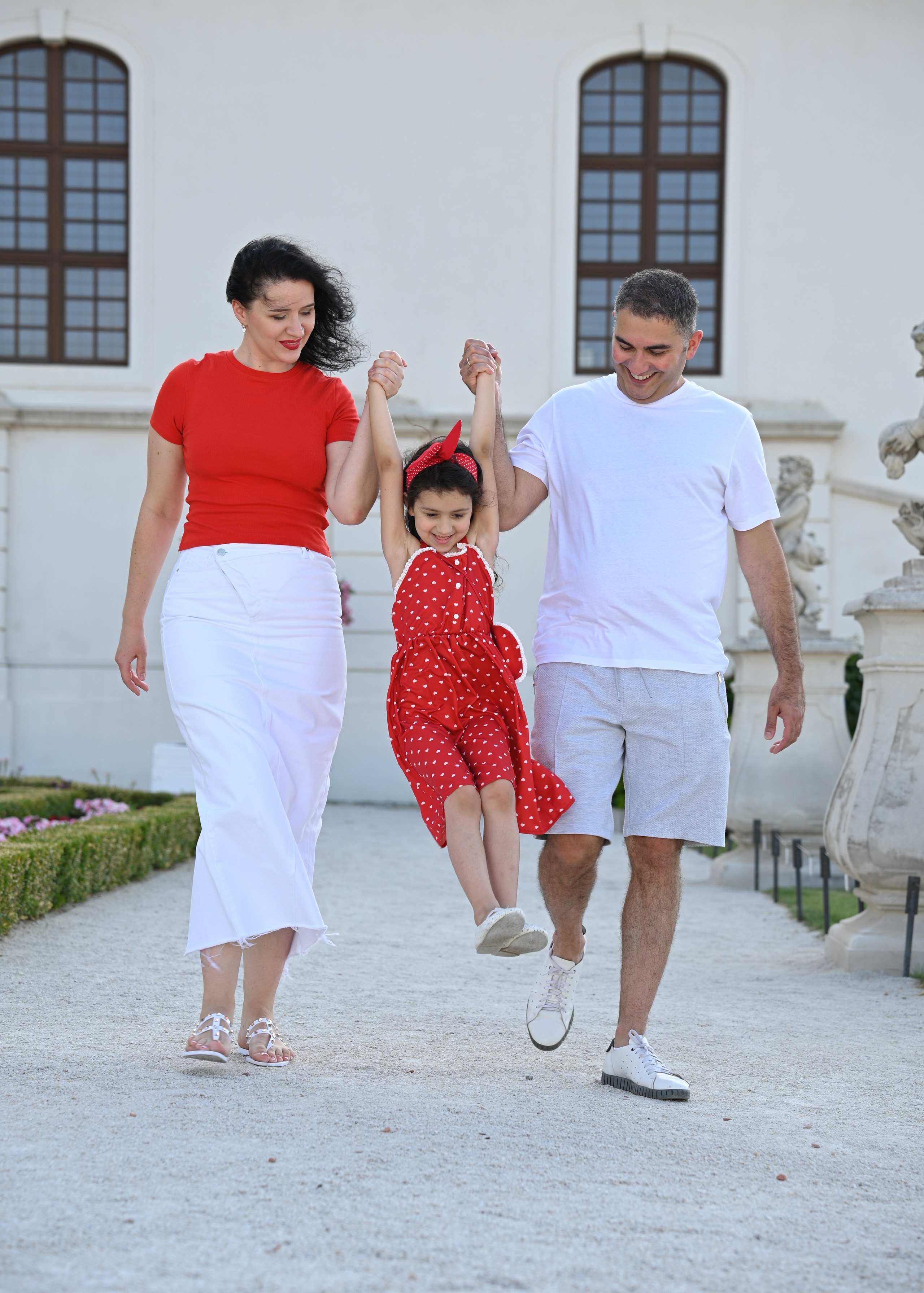 Slava, Natalia & Alina. Photo Vienna and Bratislava