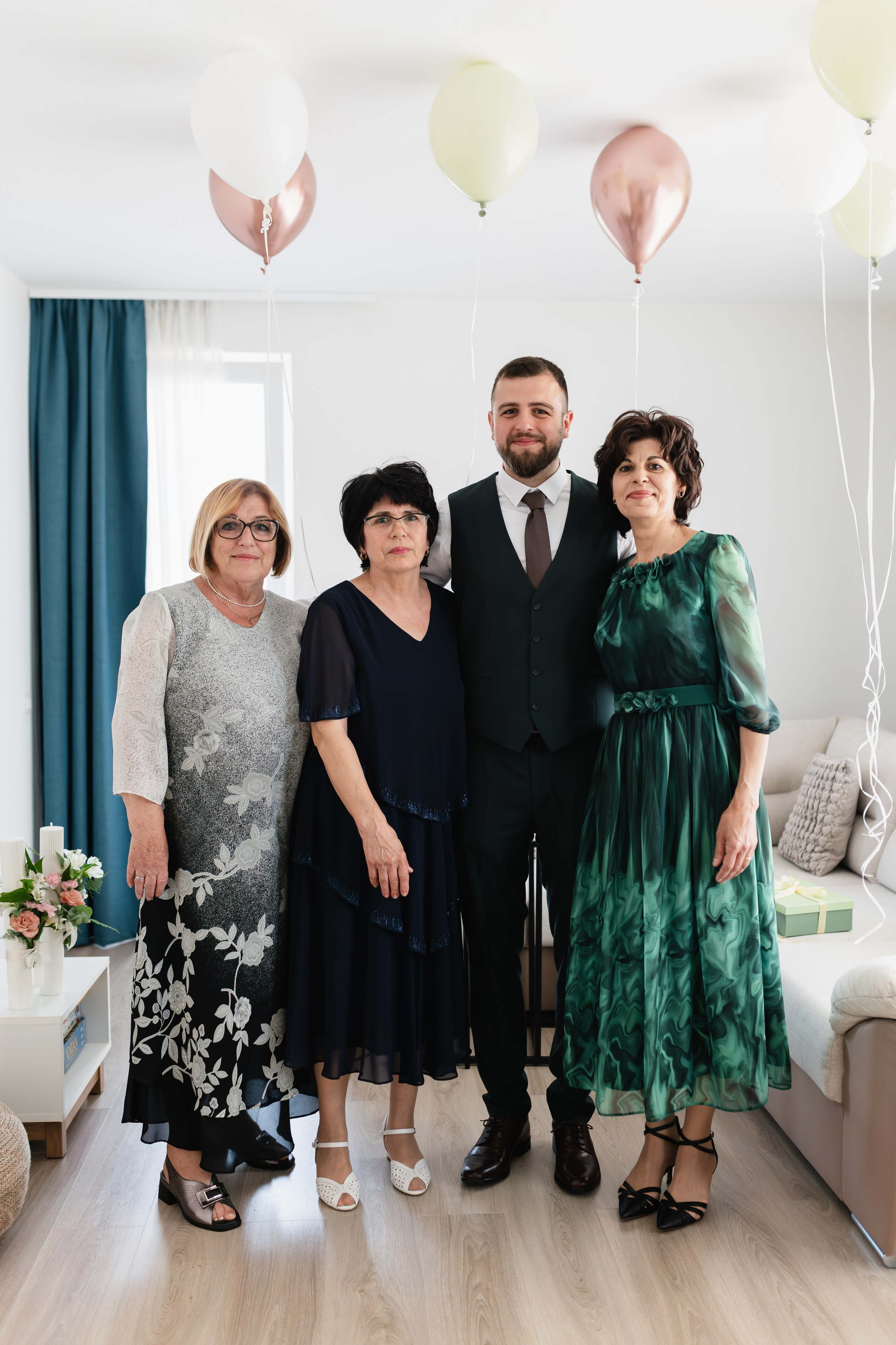 Flori & Cosmin. Main