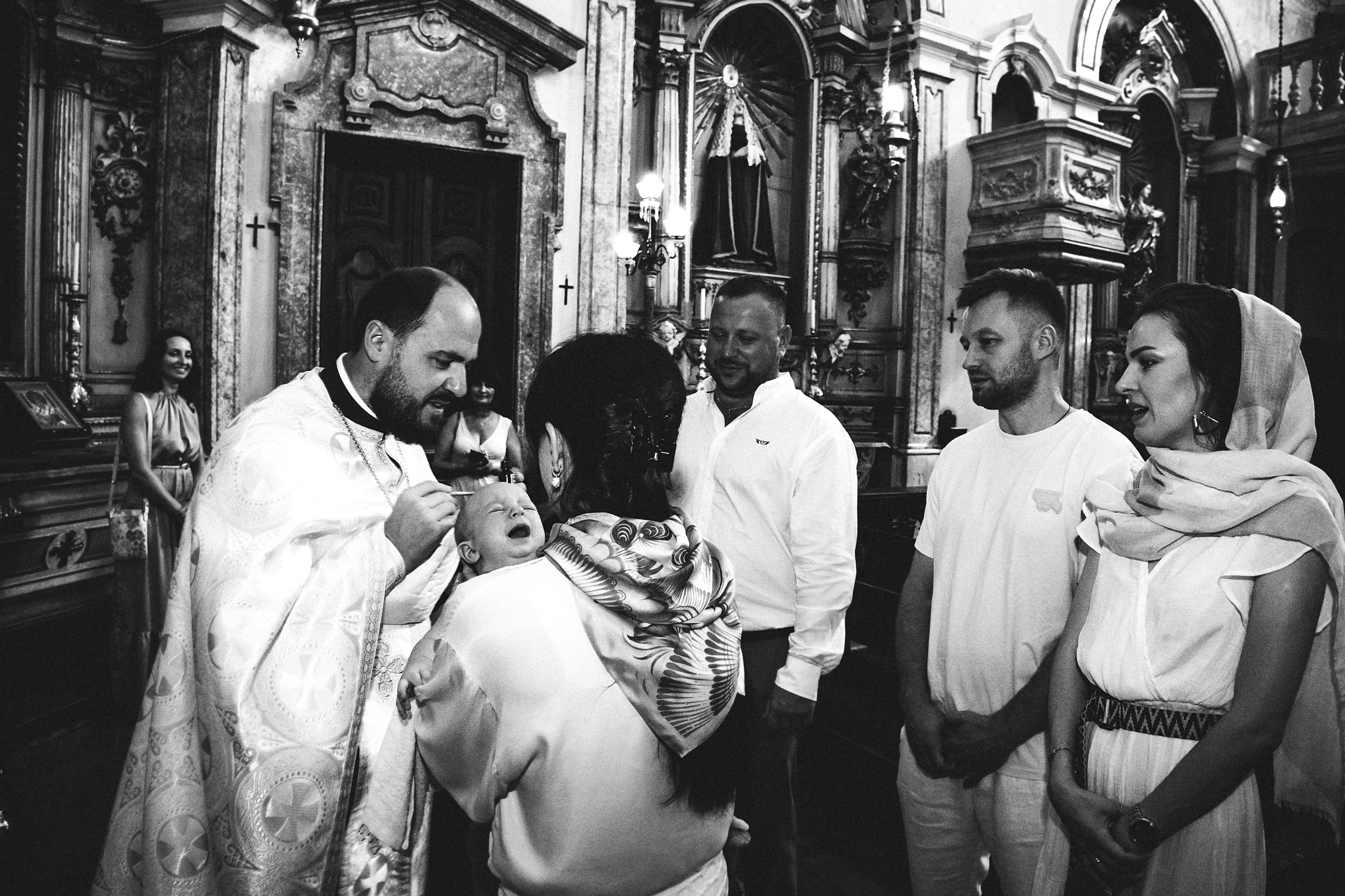 Хрещення. Валерія Сичова. Сімейний та репортажний фотограф в Португаліі