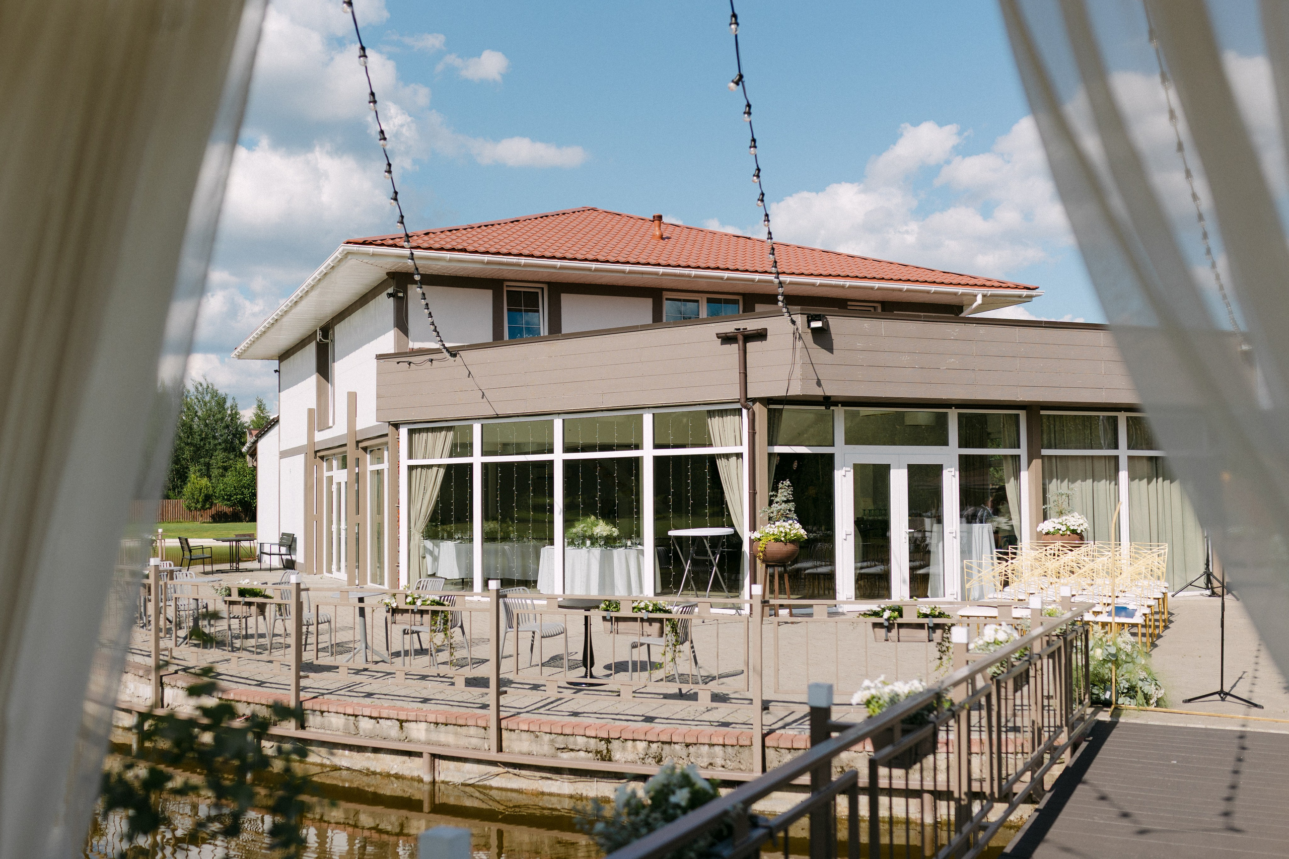 Vestuvės VU Botanikos sode Kairėnuose | Vilma ir Osmundas