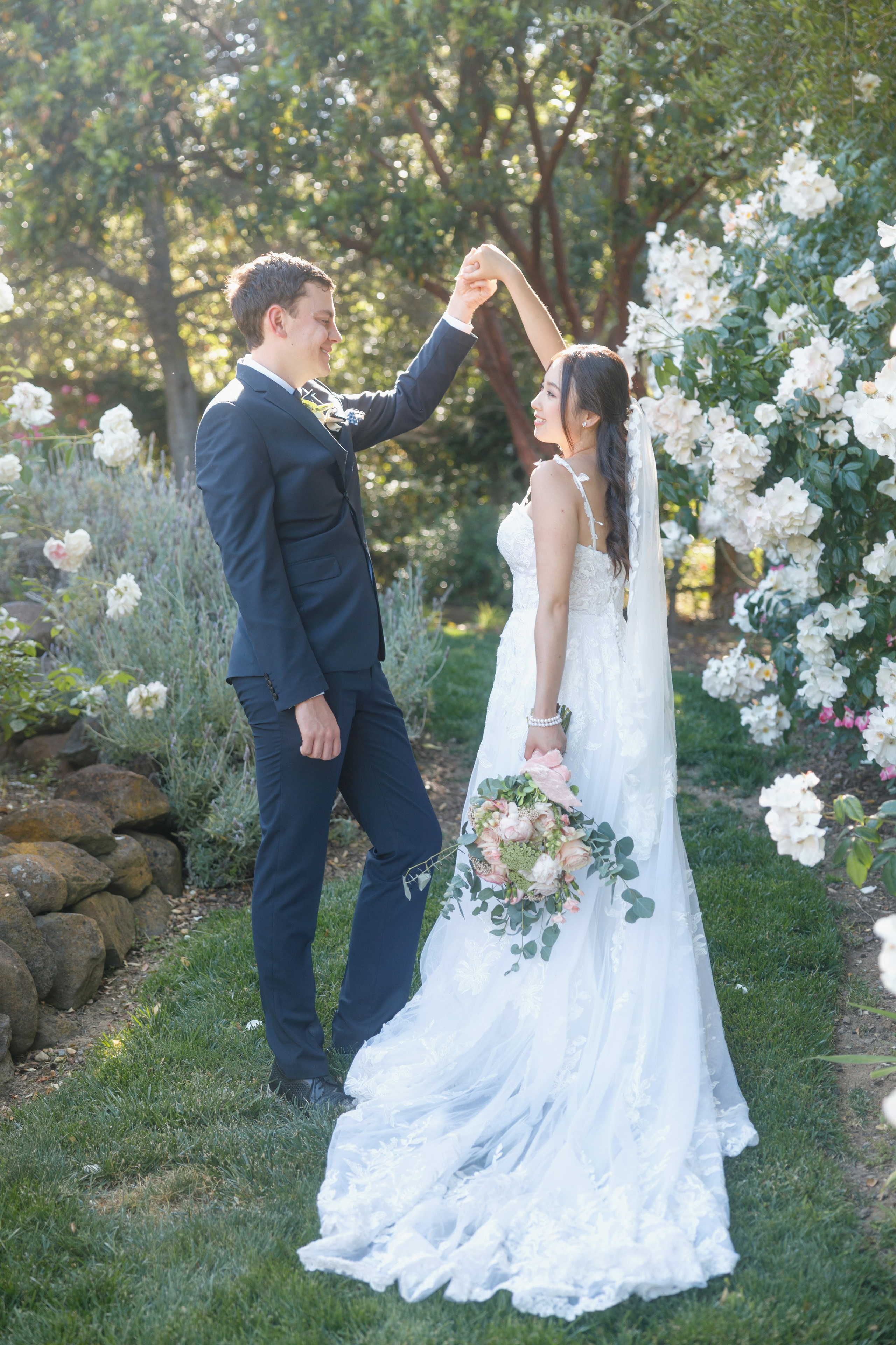 Wedding. Family and Event photographer in Bay Area Elena Tiuriumina