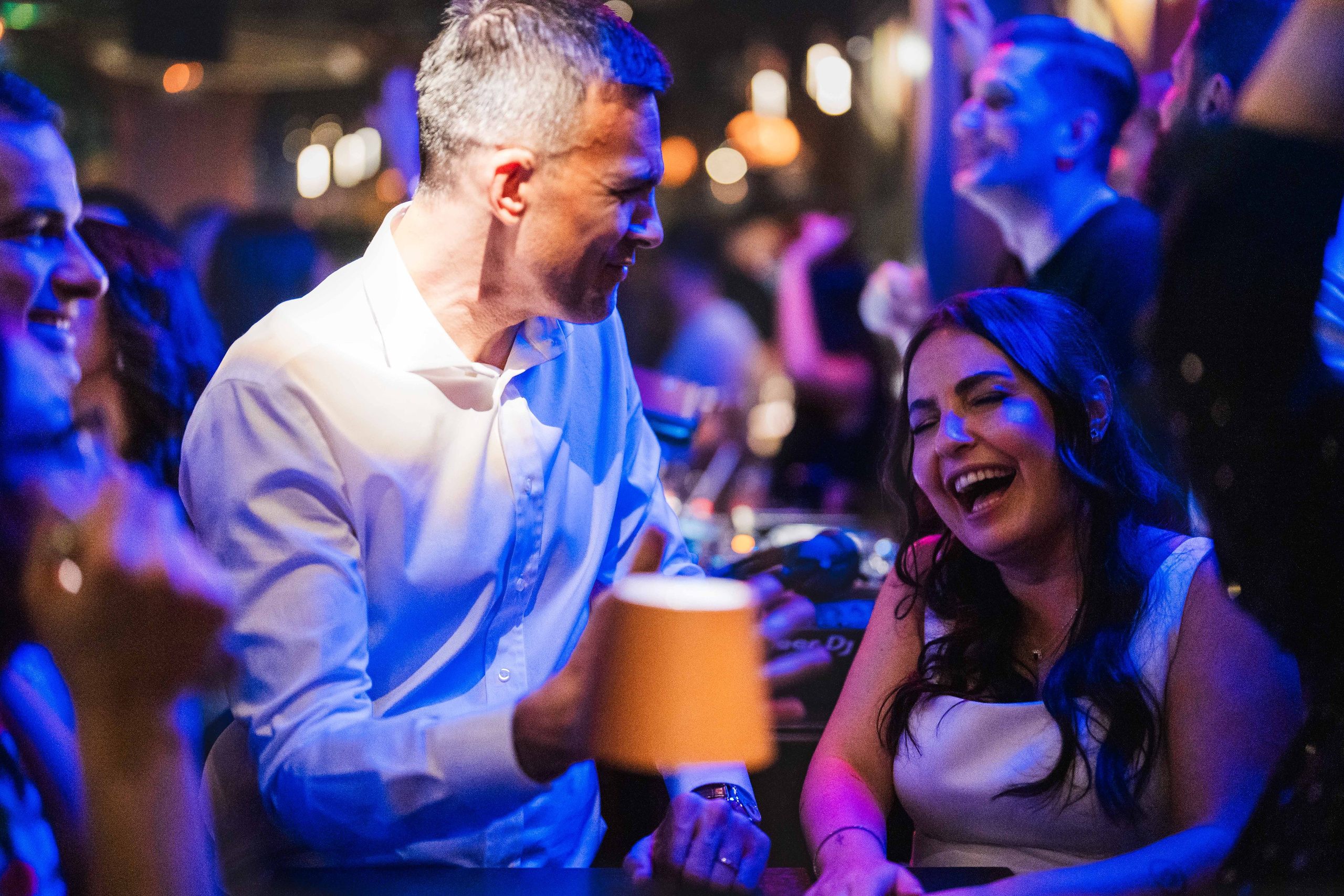 PARTY. Gabriel Florea — Fotograf nuntă București