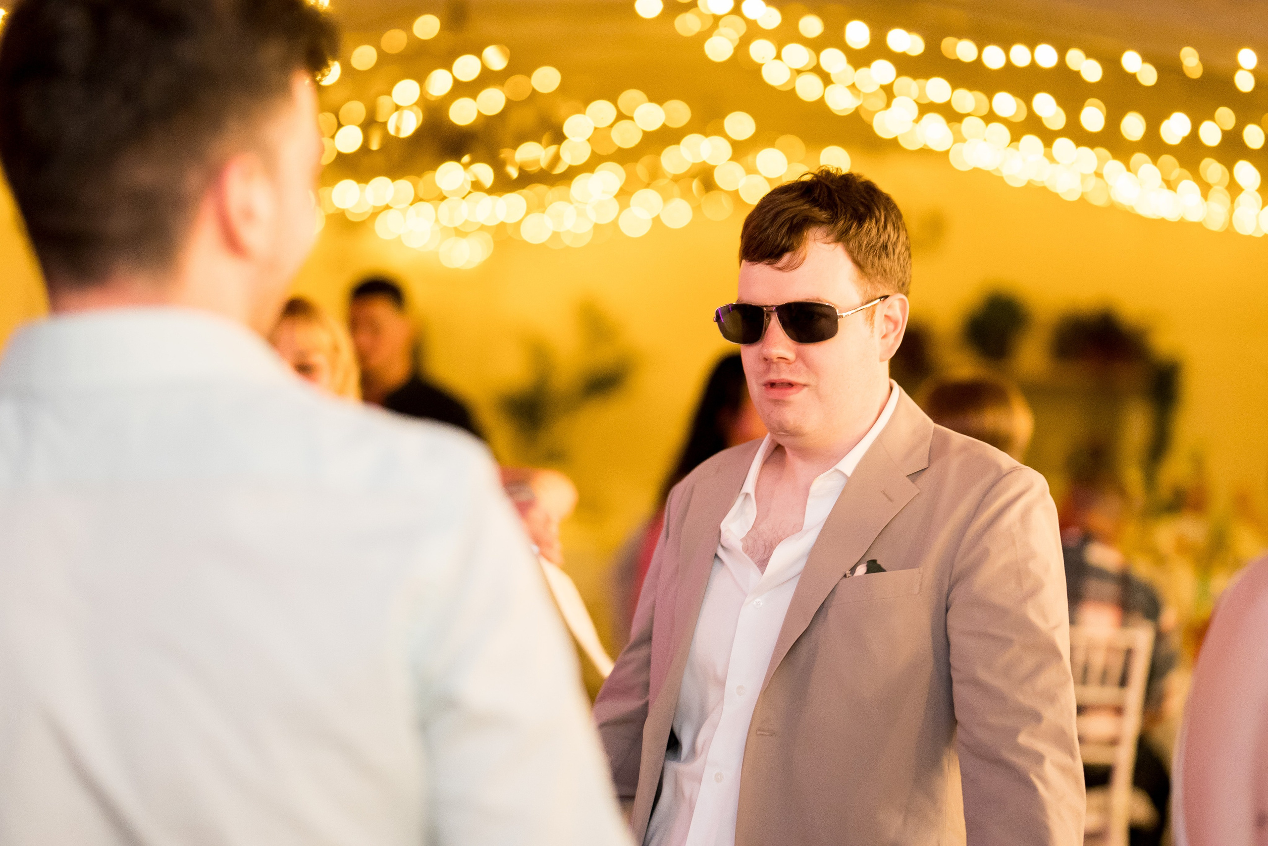 PARTY. Gabriel Florea — Fotograf nuntă București