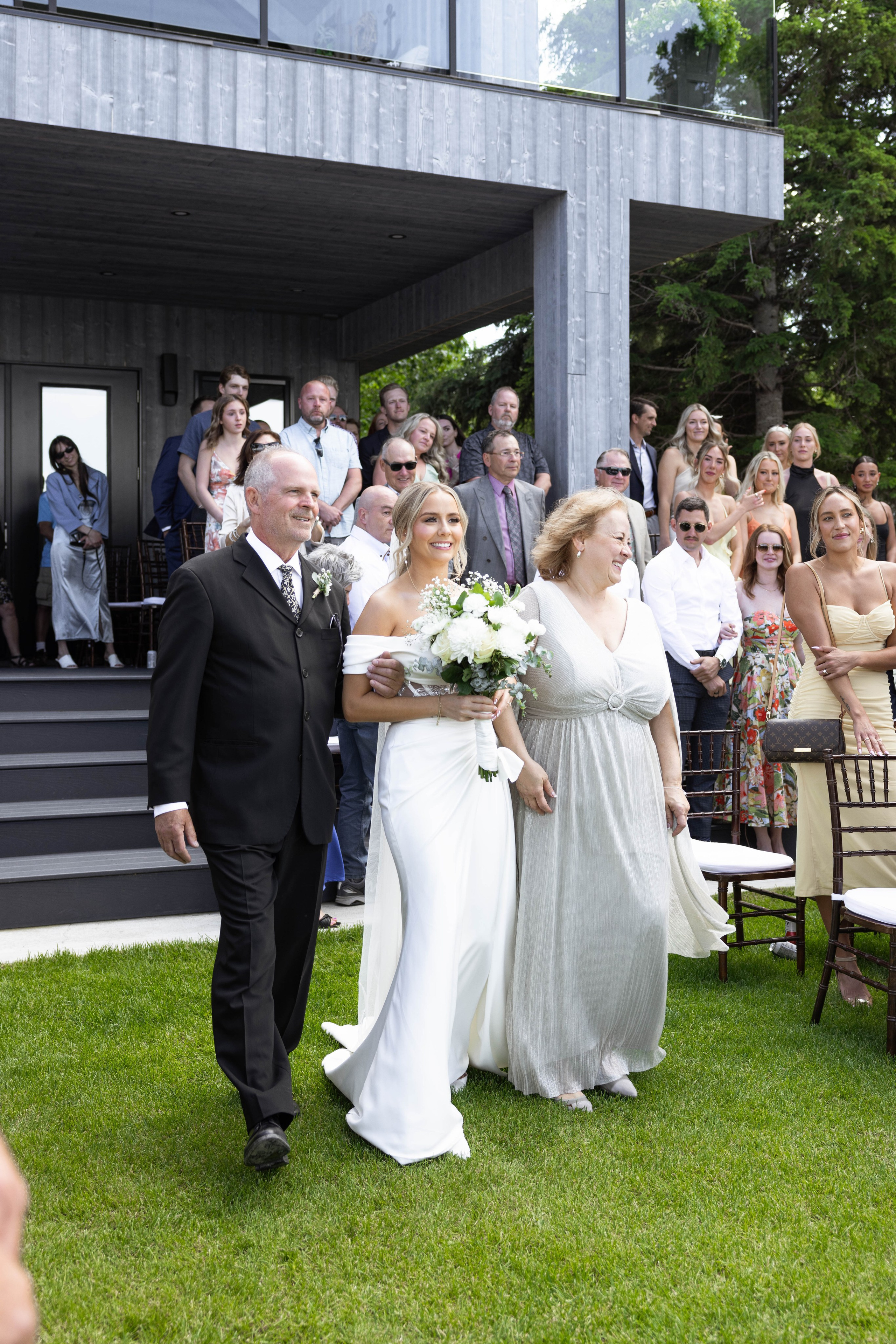 Beautiful Lakeside Wedding Photography. Wedding photography and videography in Regina, Saskatchewan