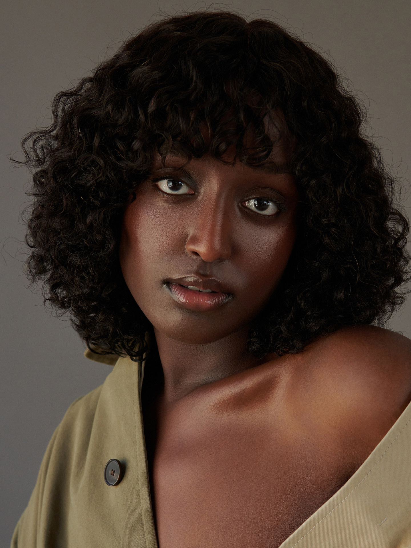 Before-after retouching portfolio. Maria Holman Retoucher