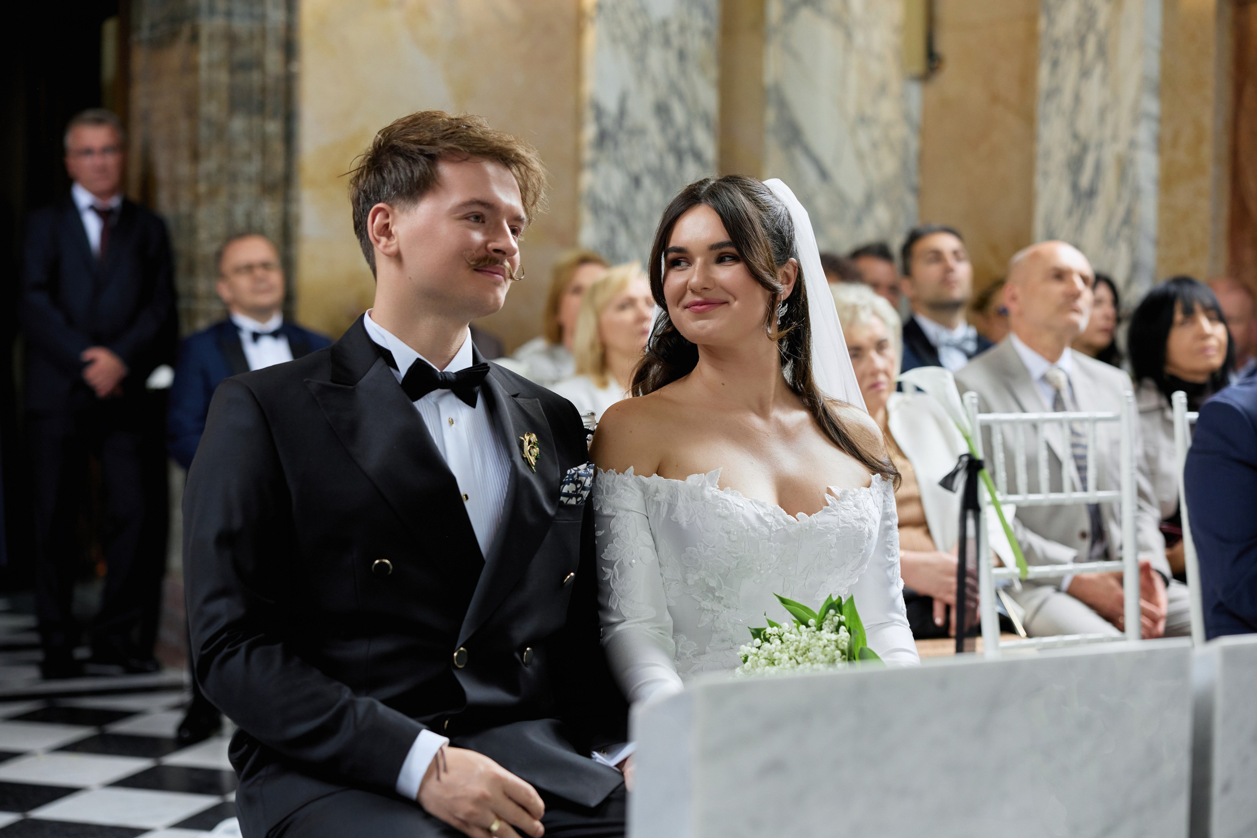 Wiktoria & Kacper. Pałac Goetz. Fotograf ślubny i rodzinny w Krakowie Yana Klymova
