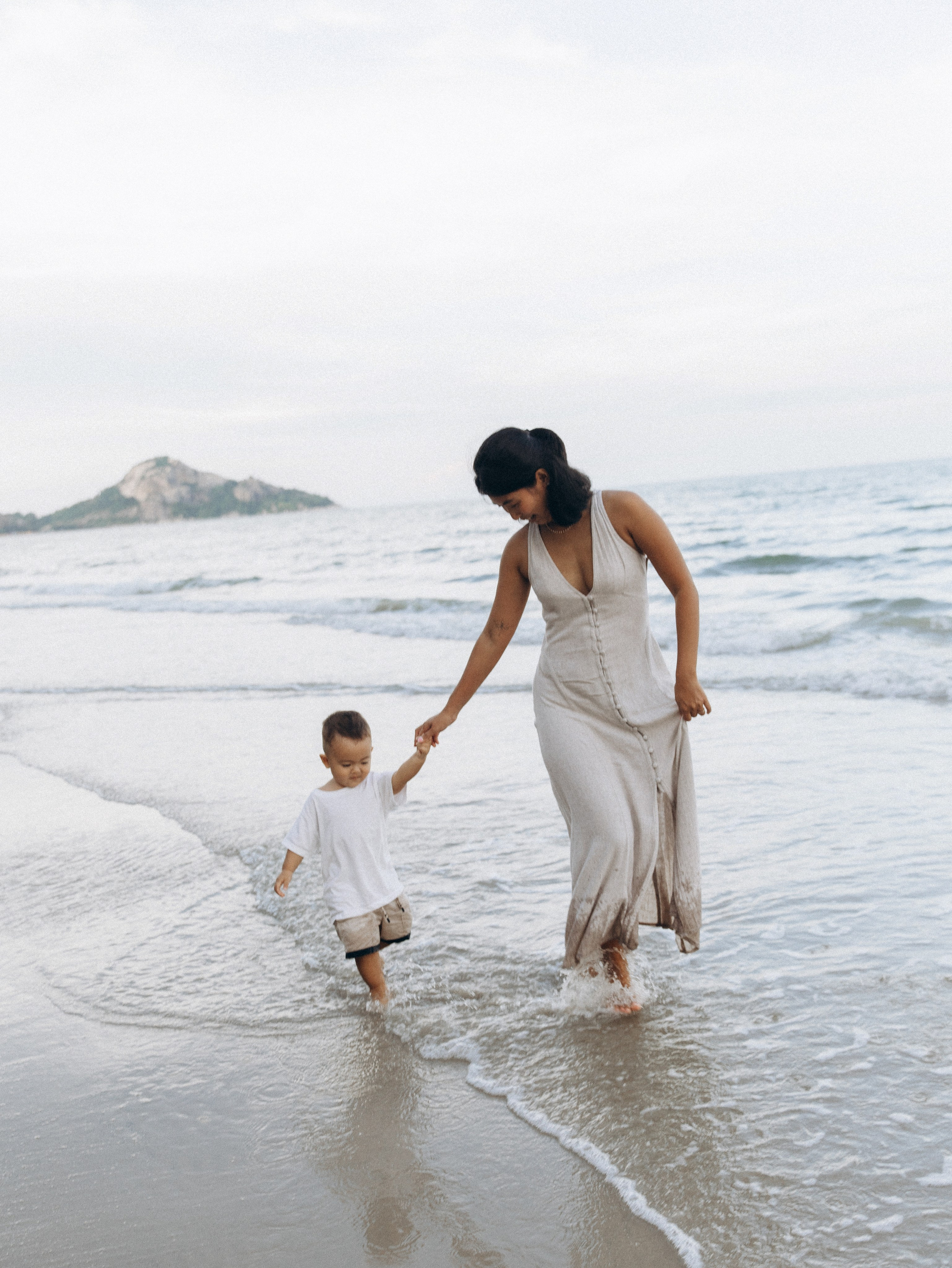 At the beach. Family and wedding photographer in Bangkok, Thailand
