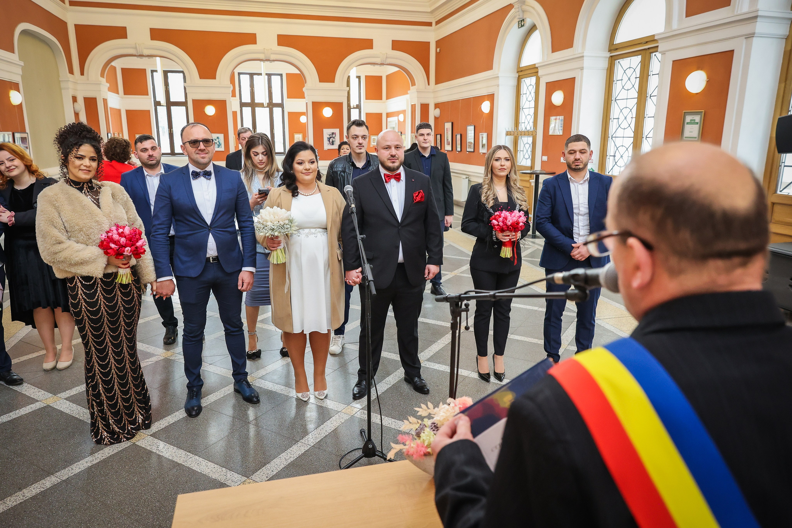 Andreea & Radu — simplu, autentic, al lor. Rares Bucur is a professional wedding photographer based in Cluj-Napoca, Romania, specializing in wedding photography