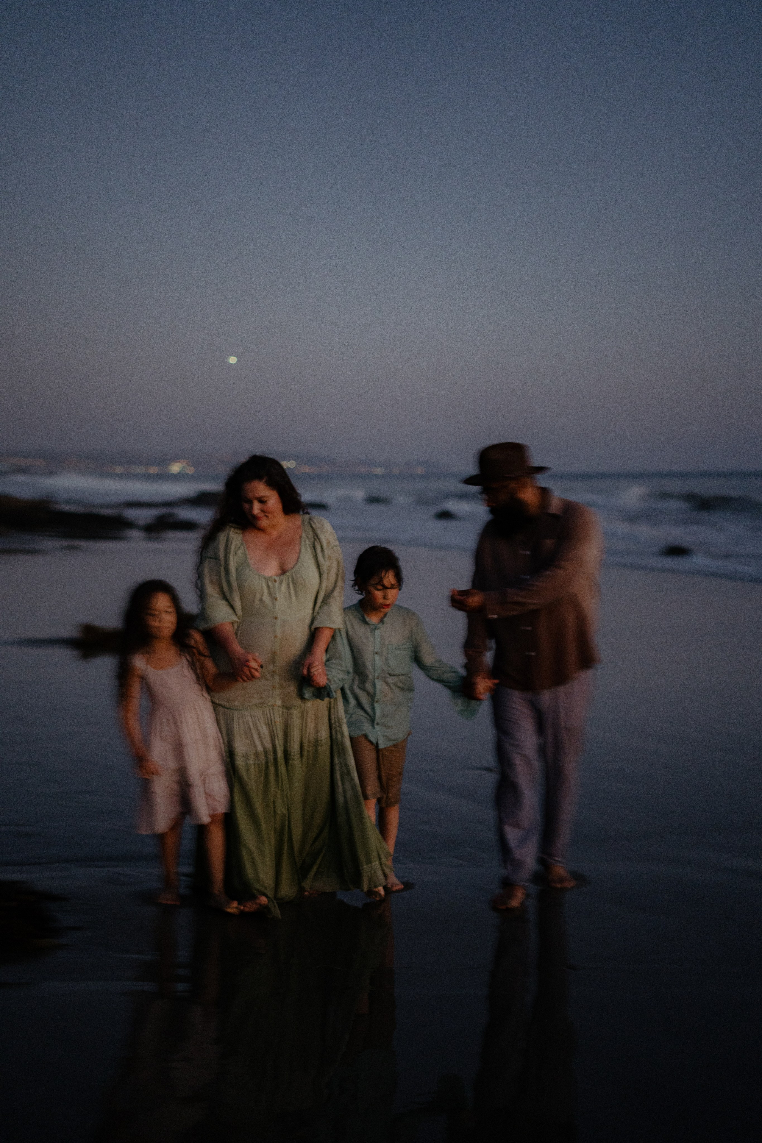 Family photoshoot. Orange County Wedding Photographer & Videographer | Candid & Timeless Wedding Photo + Video | Italiantsev