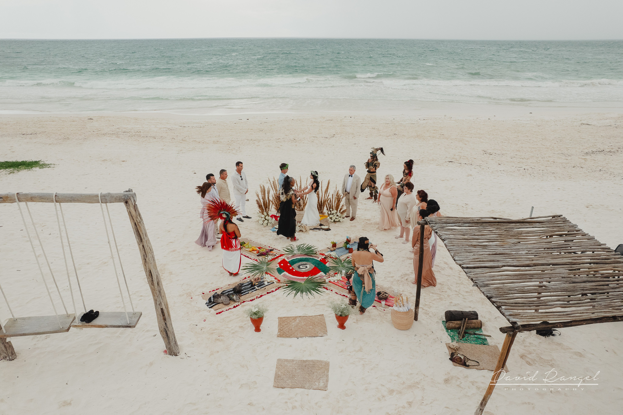 Mayan Weddings. Destination wedding photographer based in Cancun and Riviera Maya with service worldwide