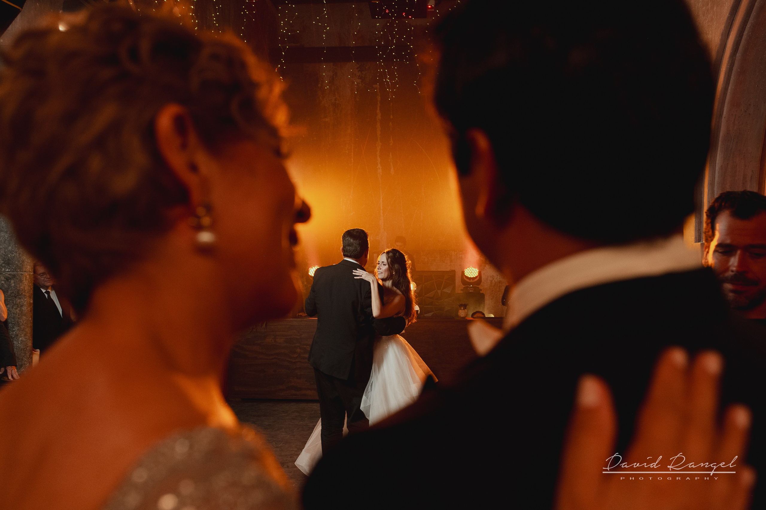 Classic Weddings. Destination wedding photographer based in Cancun and Riviera Maya with service worldwide