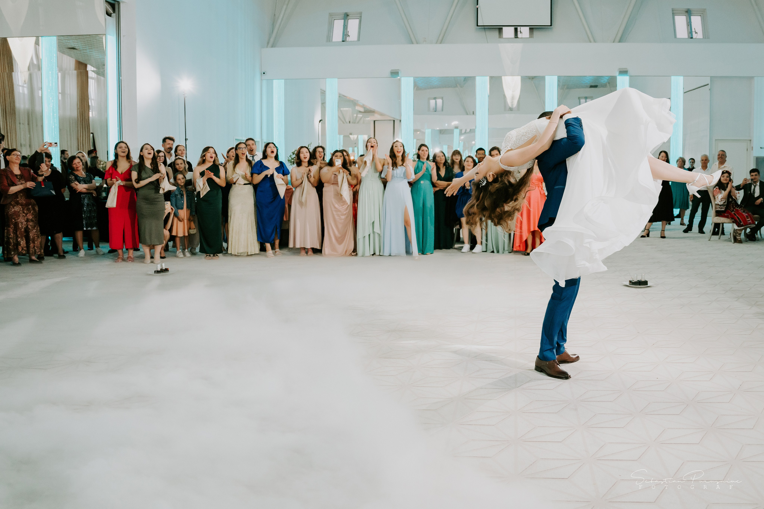 Bianca & Cristiano. Sebastian Purusniuc Fotograf - Iasi