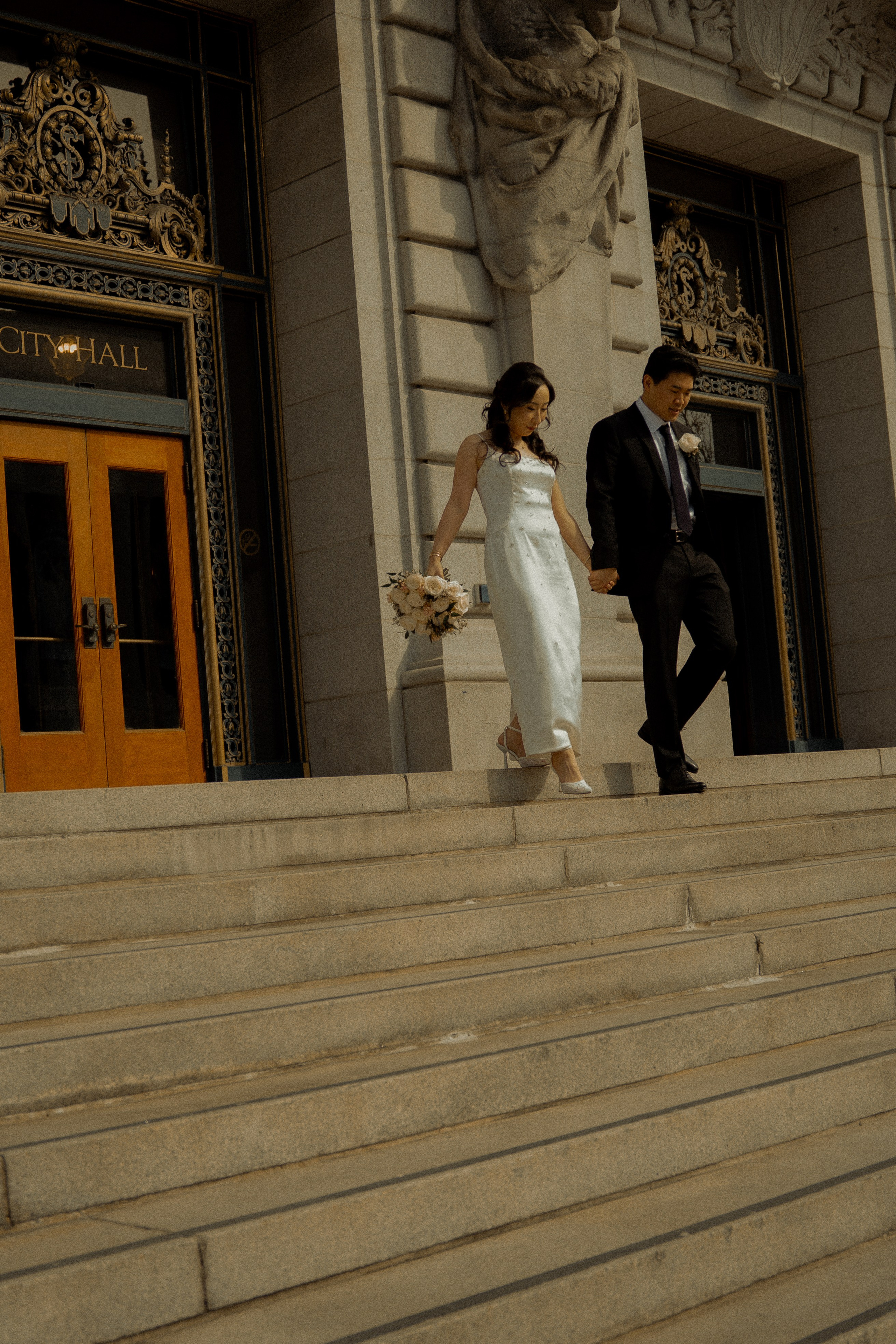 Elopement | City Hall. Sacramento & Bay Area Candid Photographer | photography_of.nadia