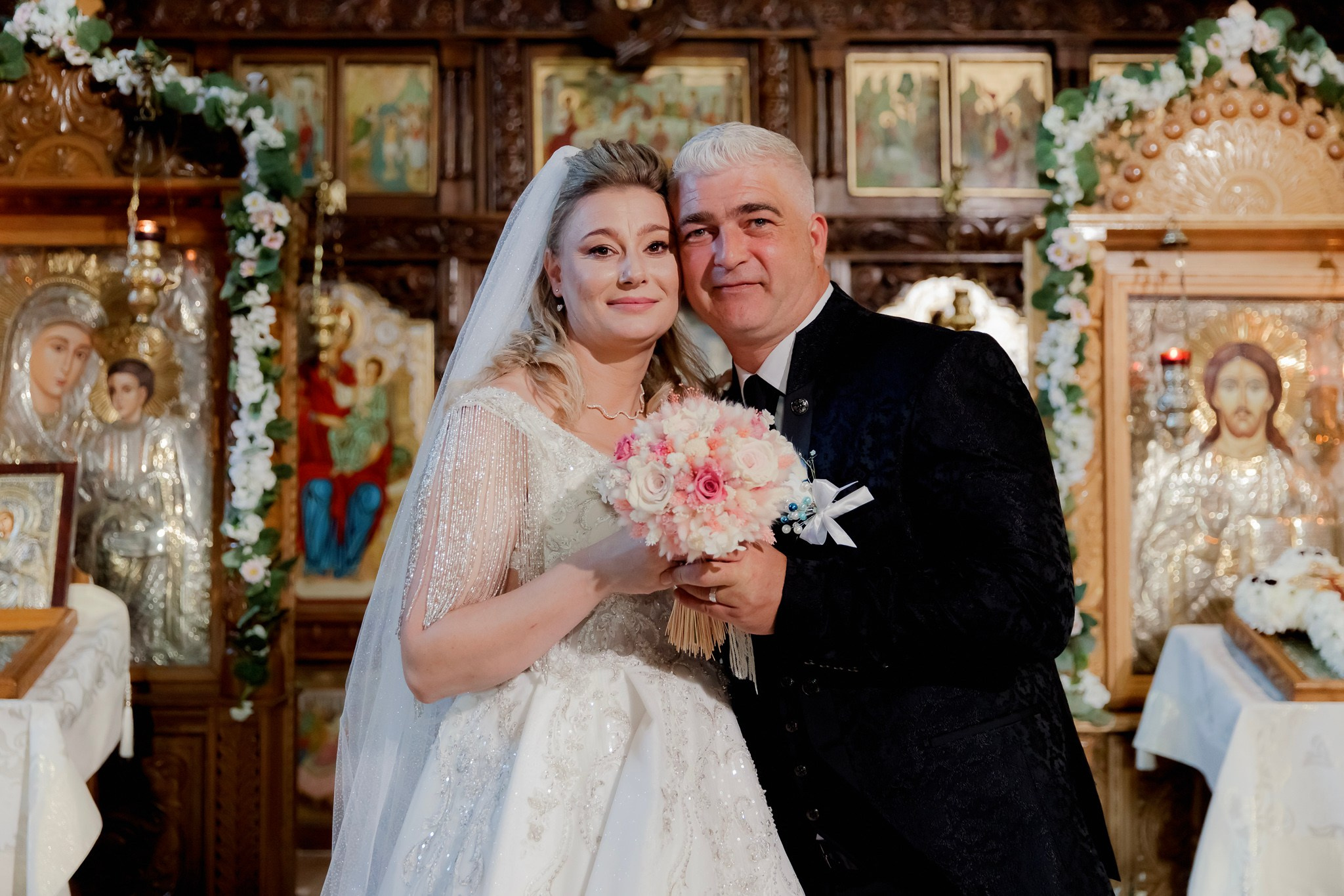 Mihai & Oana. Servicii foto-video profesionale, pentru momente de neuitat