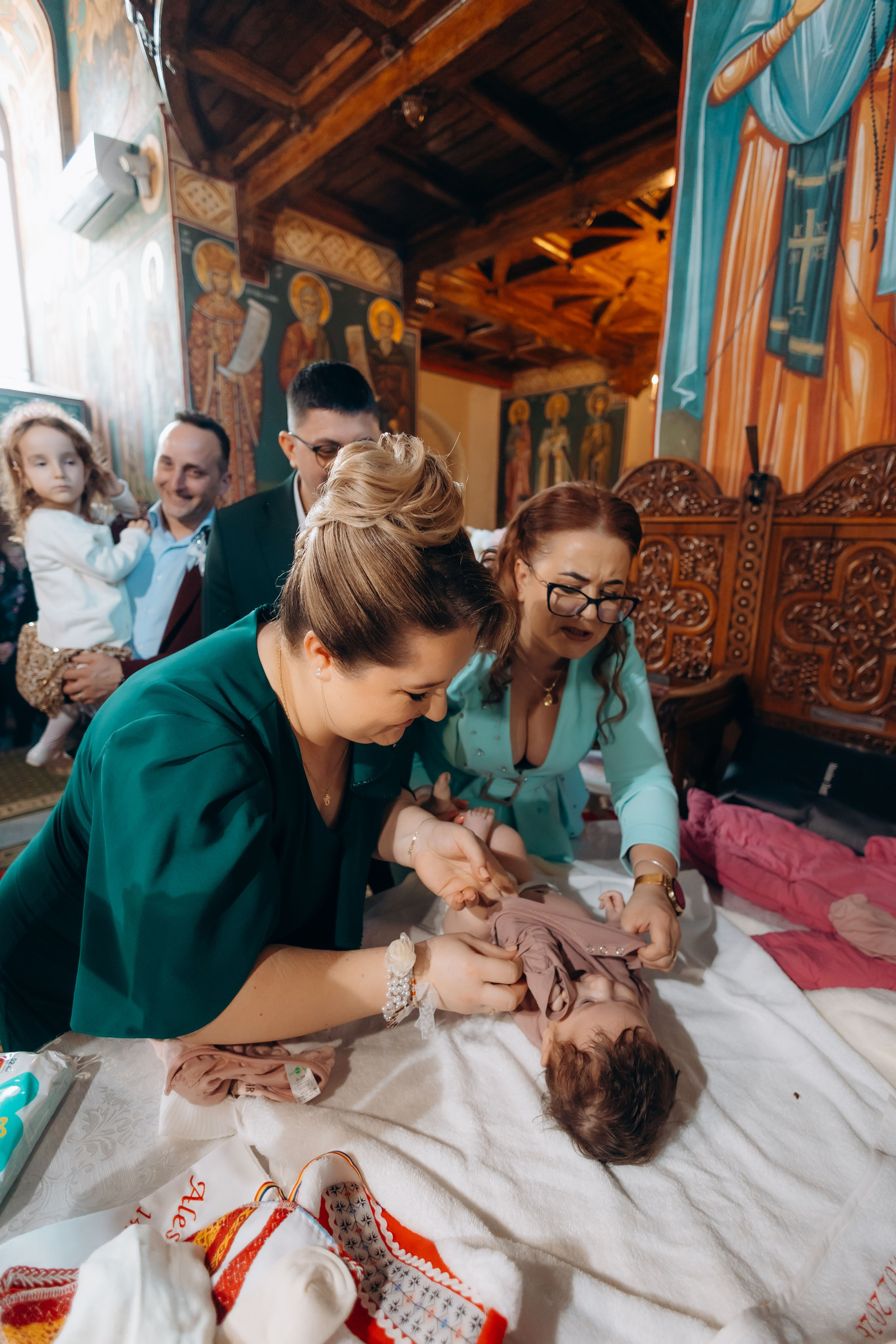 Povestea voastră, regizată de noi |Cristi Turculet Videograf Nuntă Suceava | wedding highlight. Servicii foto-video profesionale, pentru momente de neuitat