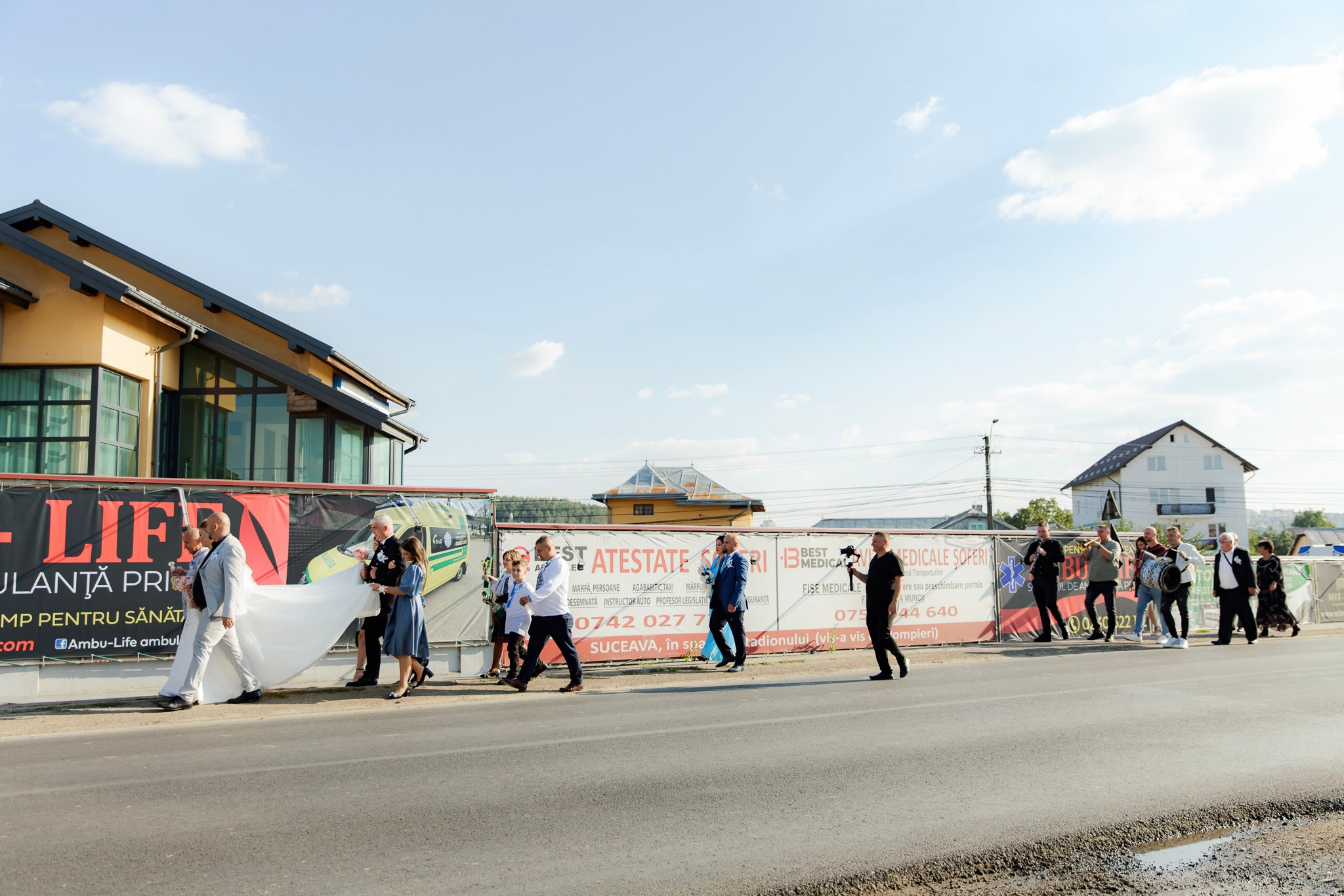 Mihai & Oana. Servicii foto-video profesionale, pentru momente de neuitat