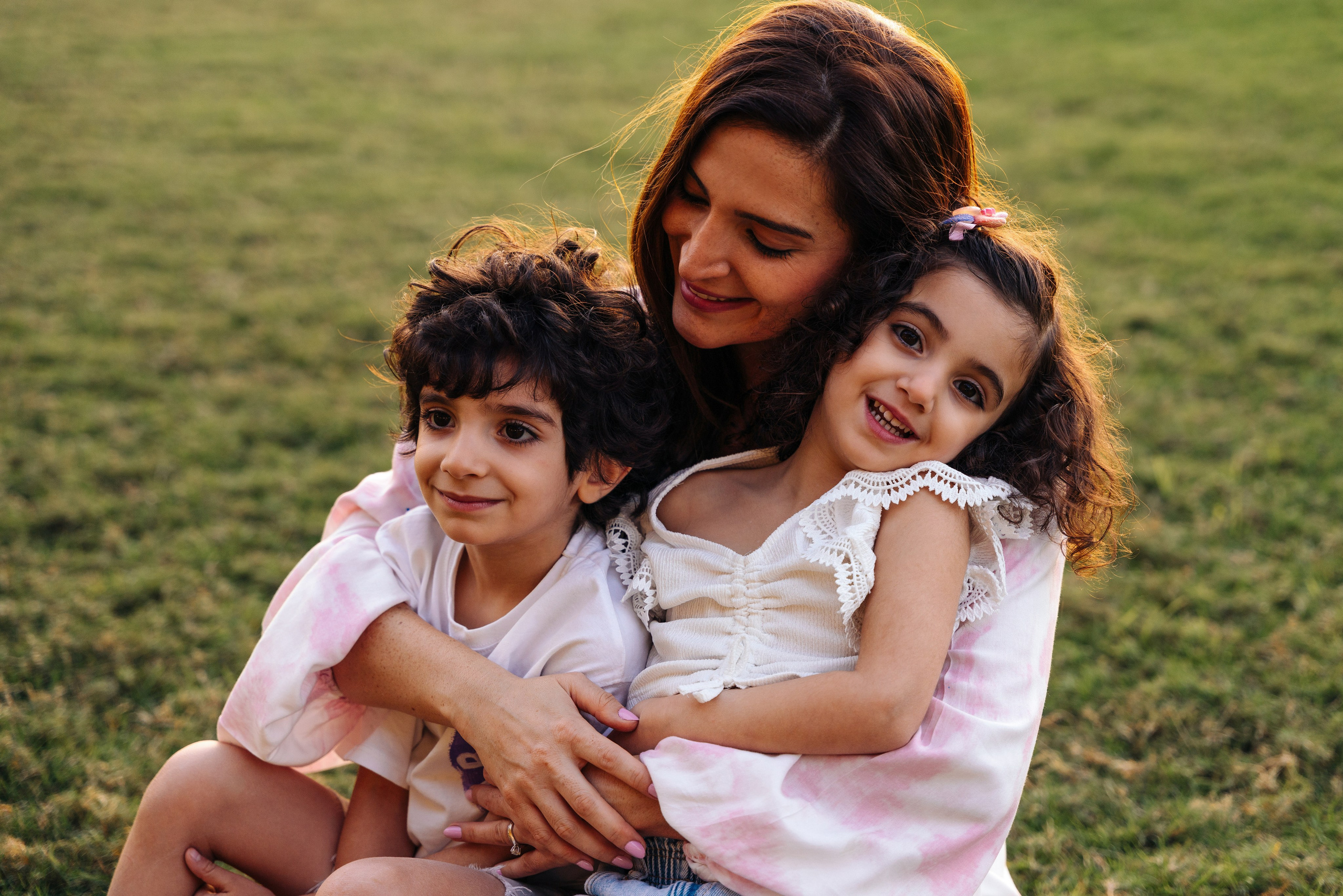 Family fun and play in the park. Angela Iakovleva — Family Photographer in Dubai