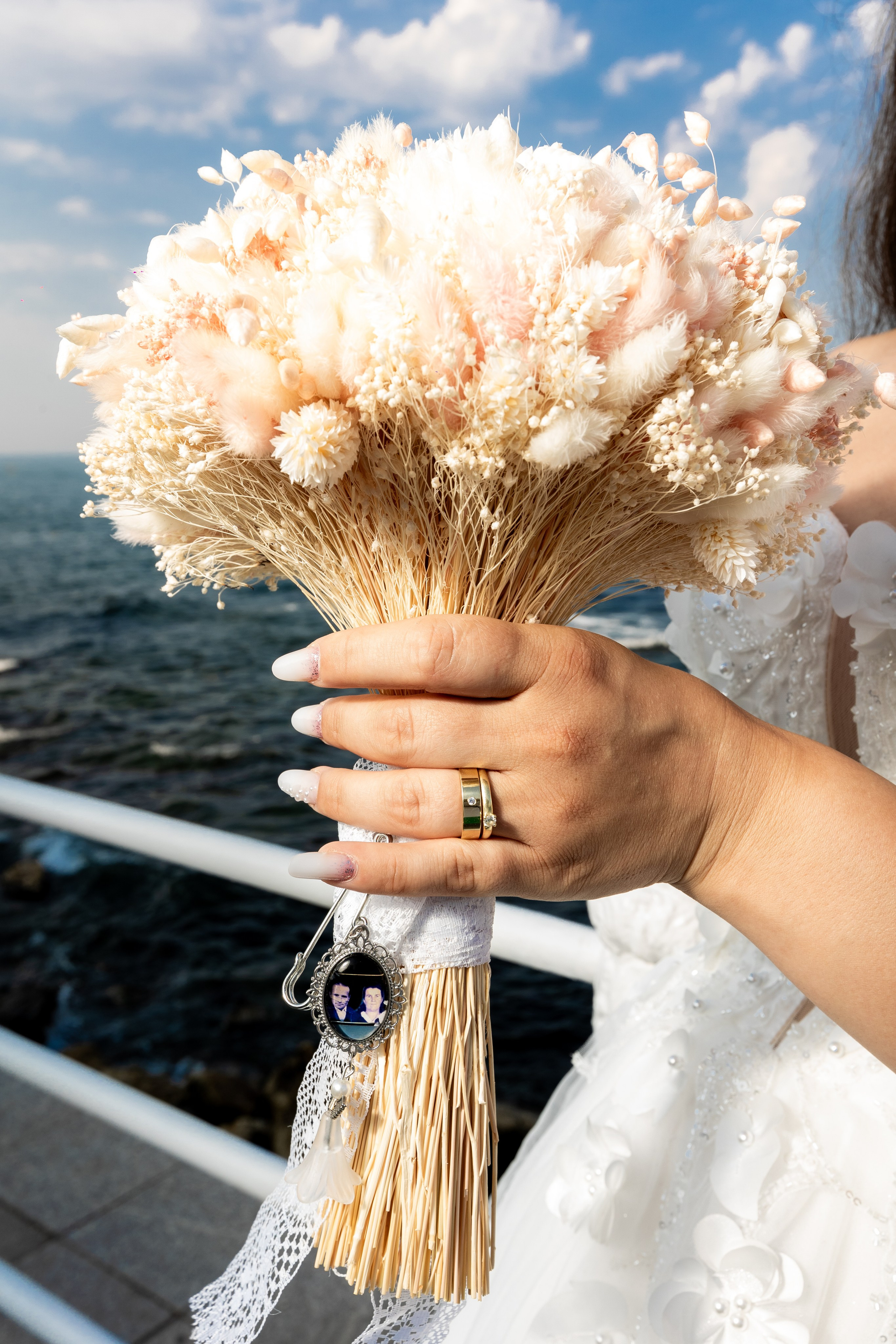 Andreea & Elvis Trash The Dress. MGS STUDIO