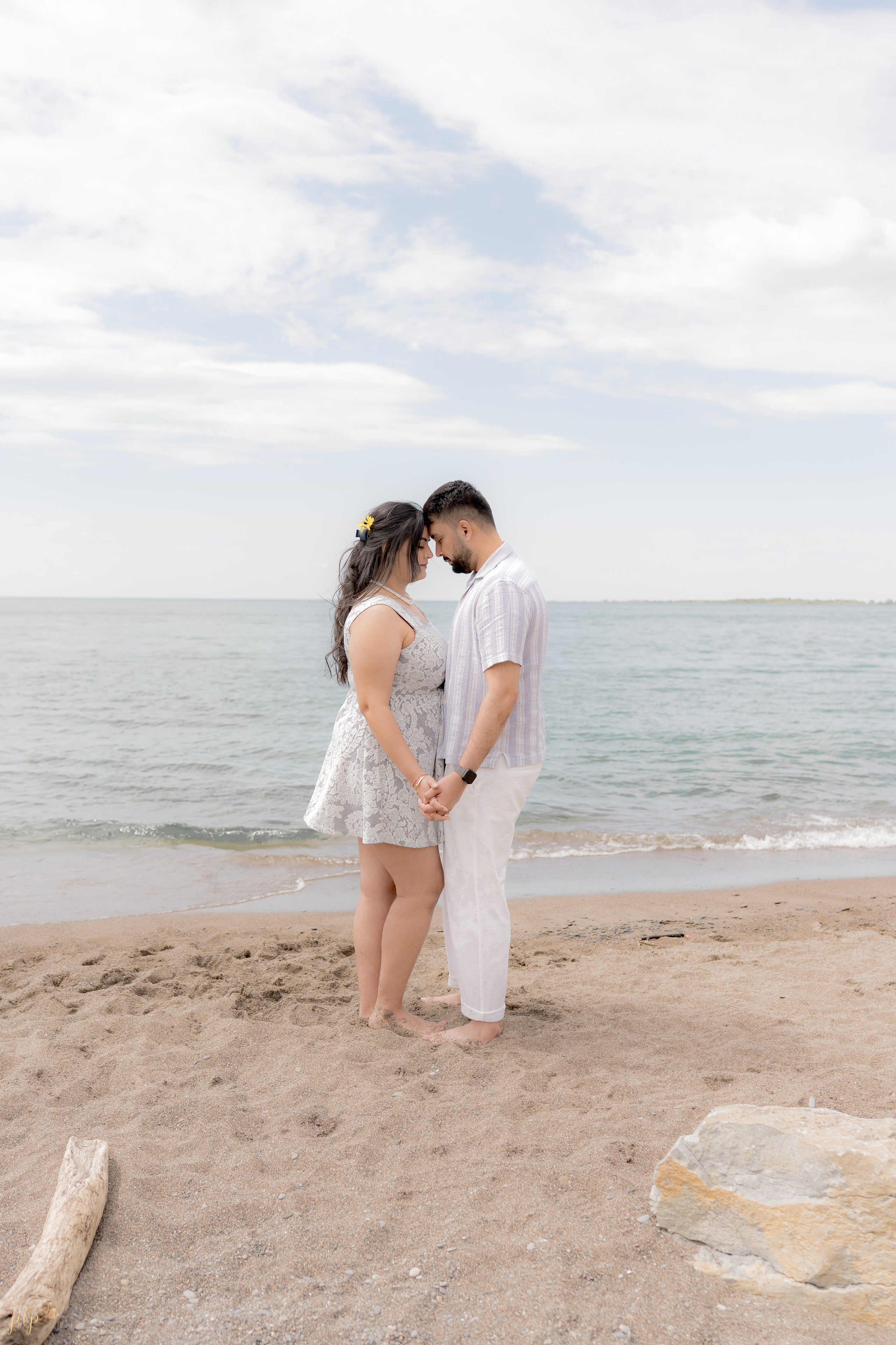 Dhairya and Krupali. Wedding Photographers and Filmmakers