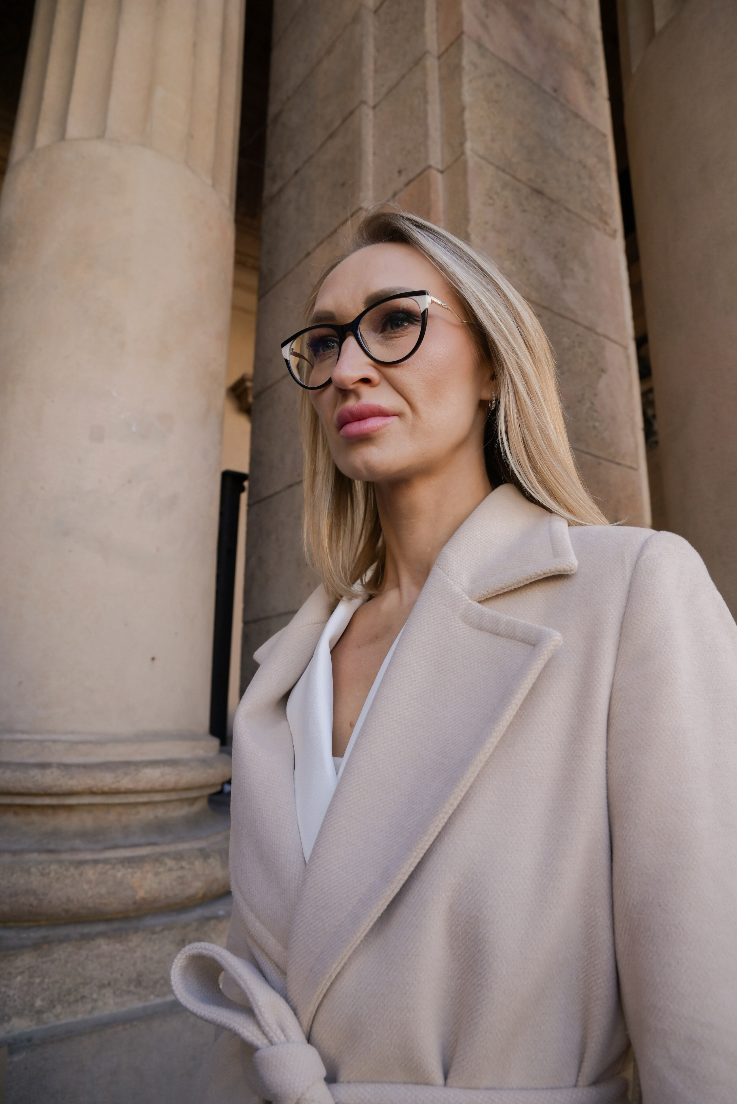 POLINA RITRATTO BUSINESS PSICOLOGO SPECIALIZZATO IN RELAZIONI