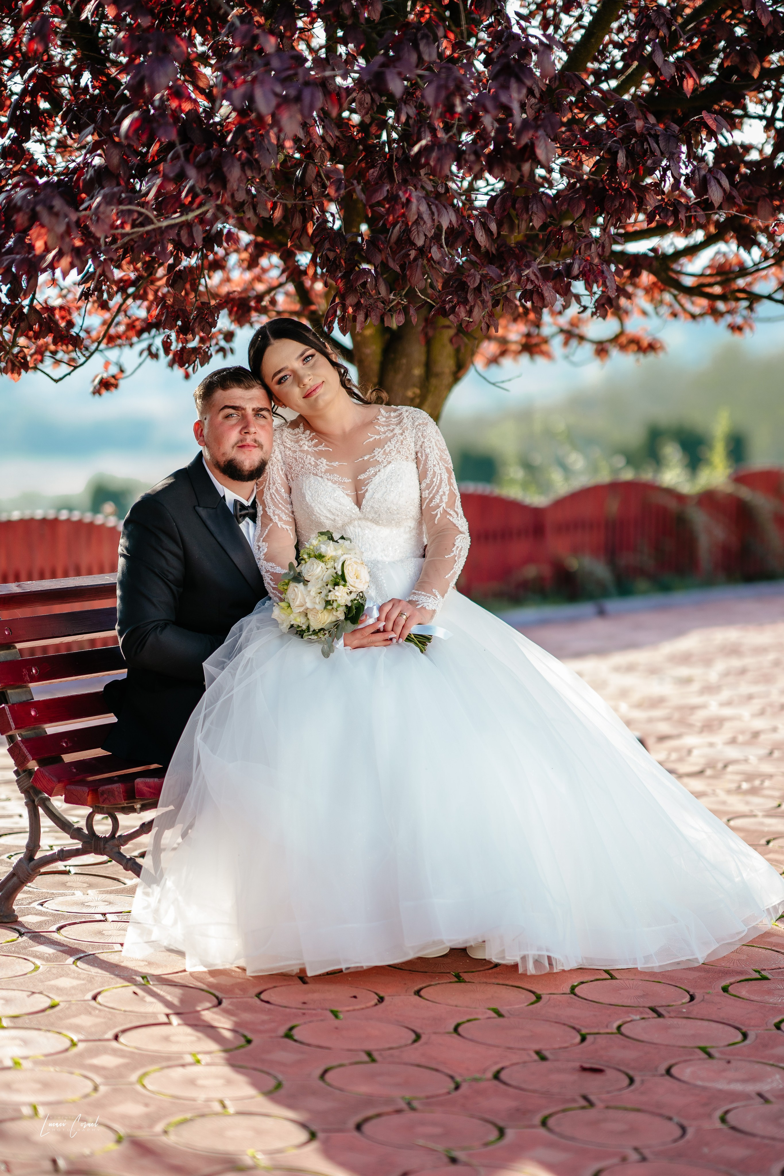 Fotograf de Nuntă Profesional — Fotografie Jurnalistică și Clasică pentru Amintiri de Neuitat. Fotograf de nuntă, corporate, botezuri, majorate și aniversări Roman, Lucaci Cornel