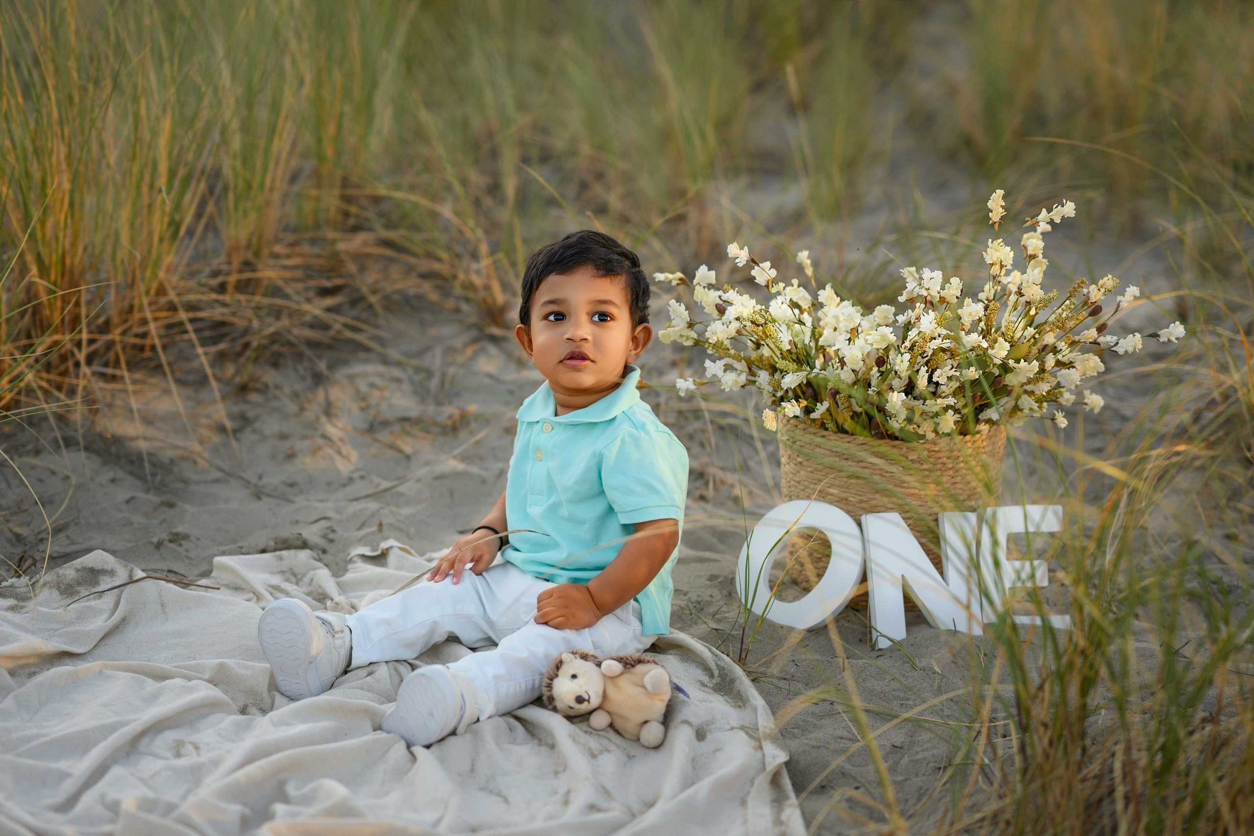 Jigeesha’s family. Wedding & family photography in Seattle area. Helen Michelle photographer