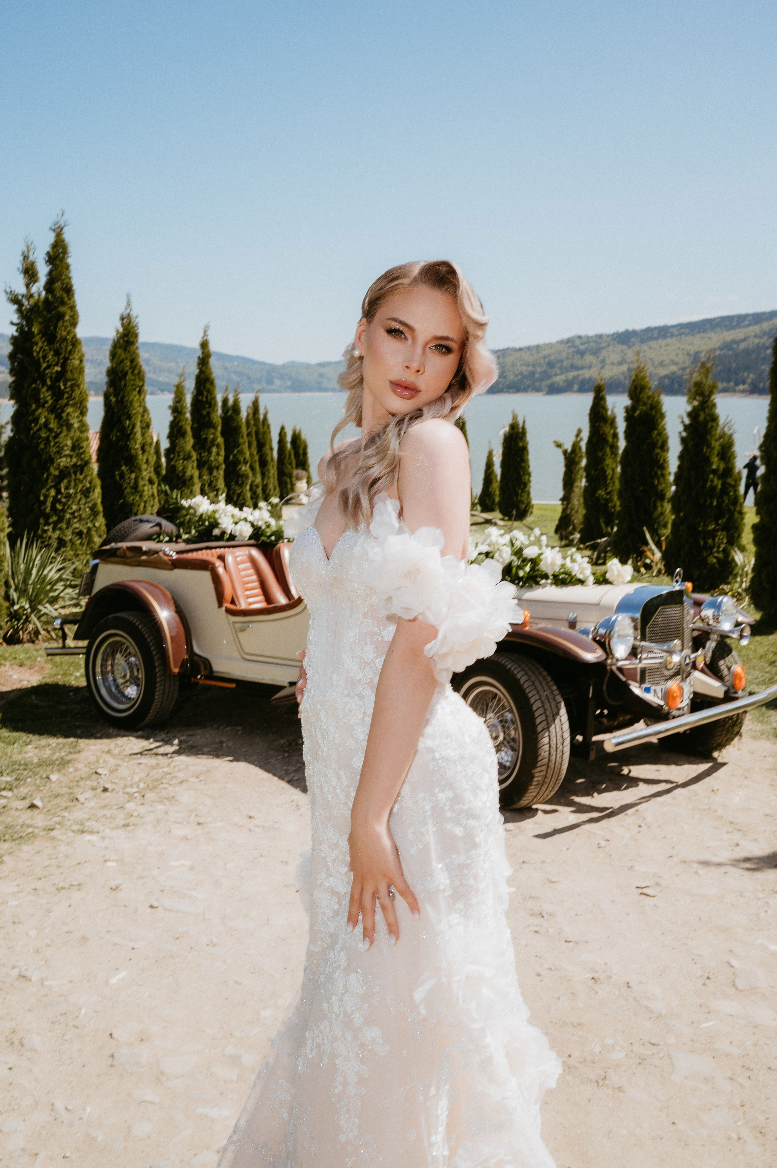 Cristina – Ședință foto bridal editorial | Valentin Melen. Valentin Melen - fotograf de nunta 🤍