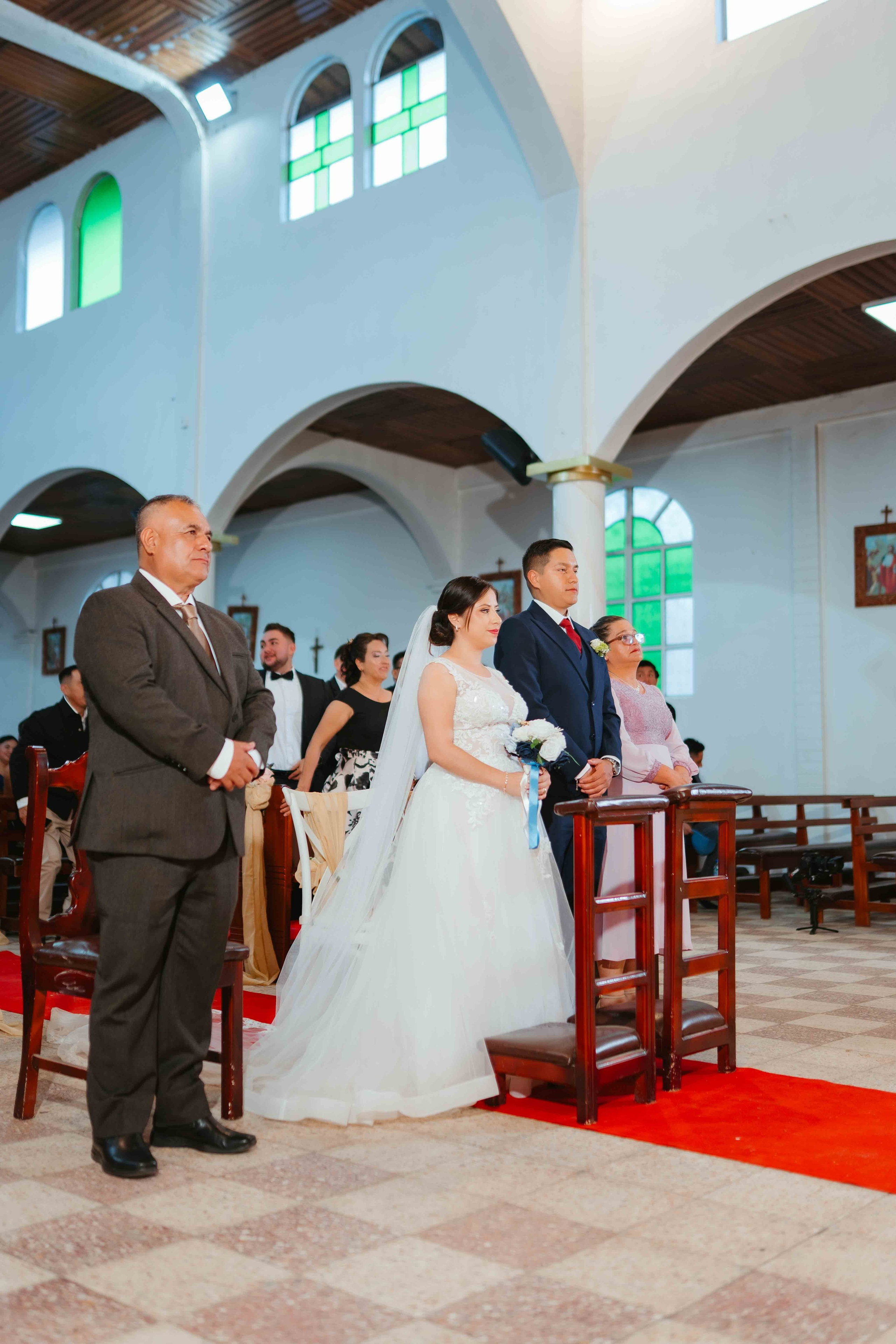 Jennifer y Vladimir. Fotógrafo de bodas en Loja Ecuador | Piero Alvarez PH