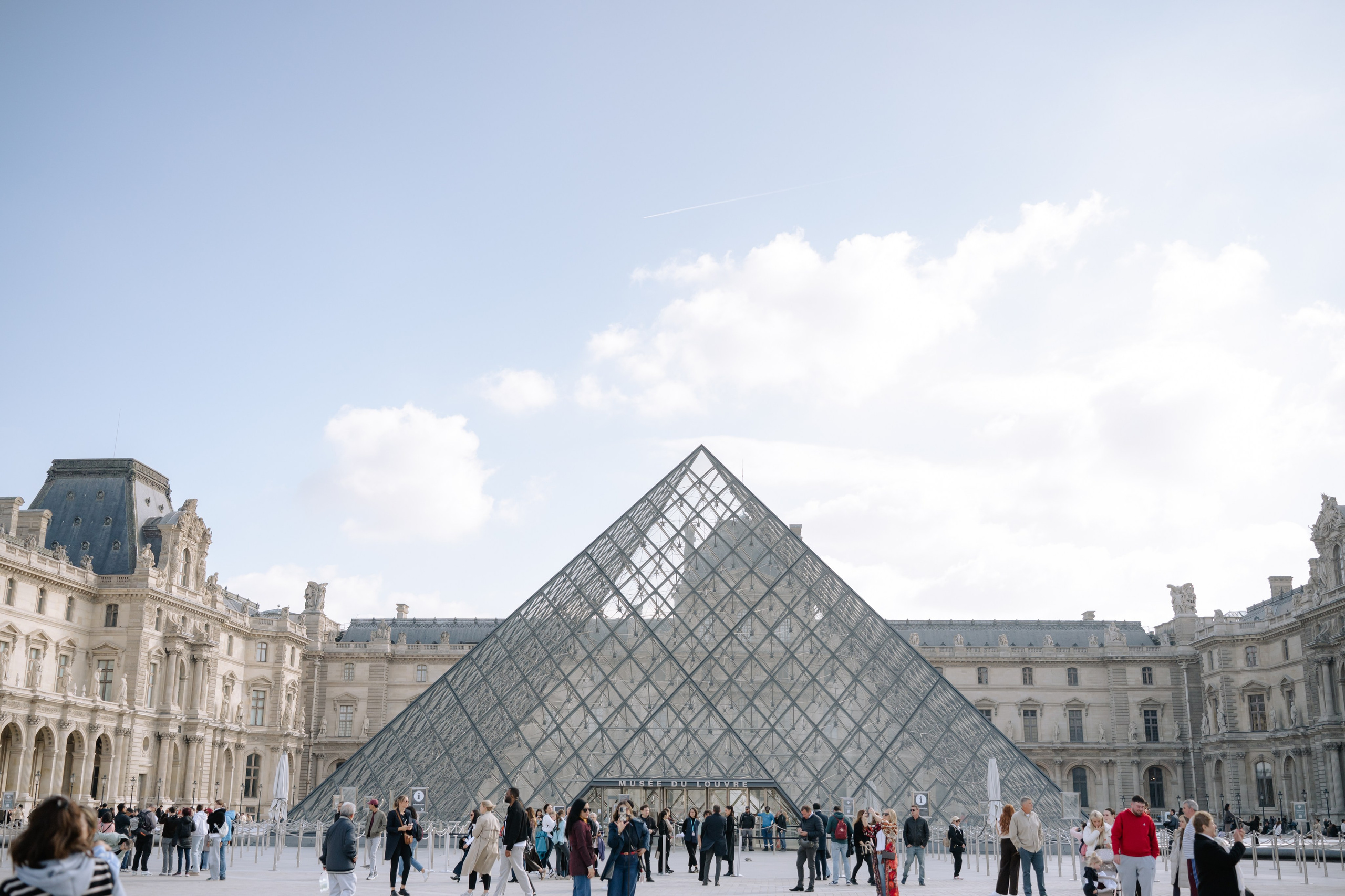 Ana + Marko | Paris. Proud Vision Weddings | Wedding Photography & Films — Servicii profesionale Foto Video Nunta Iasi