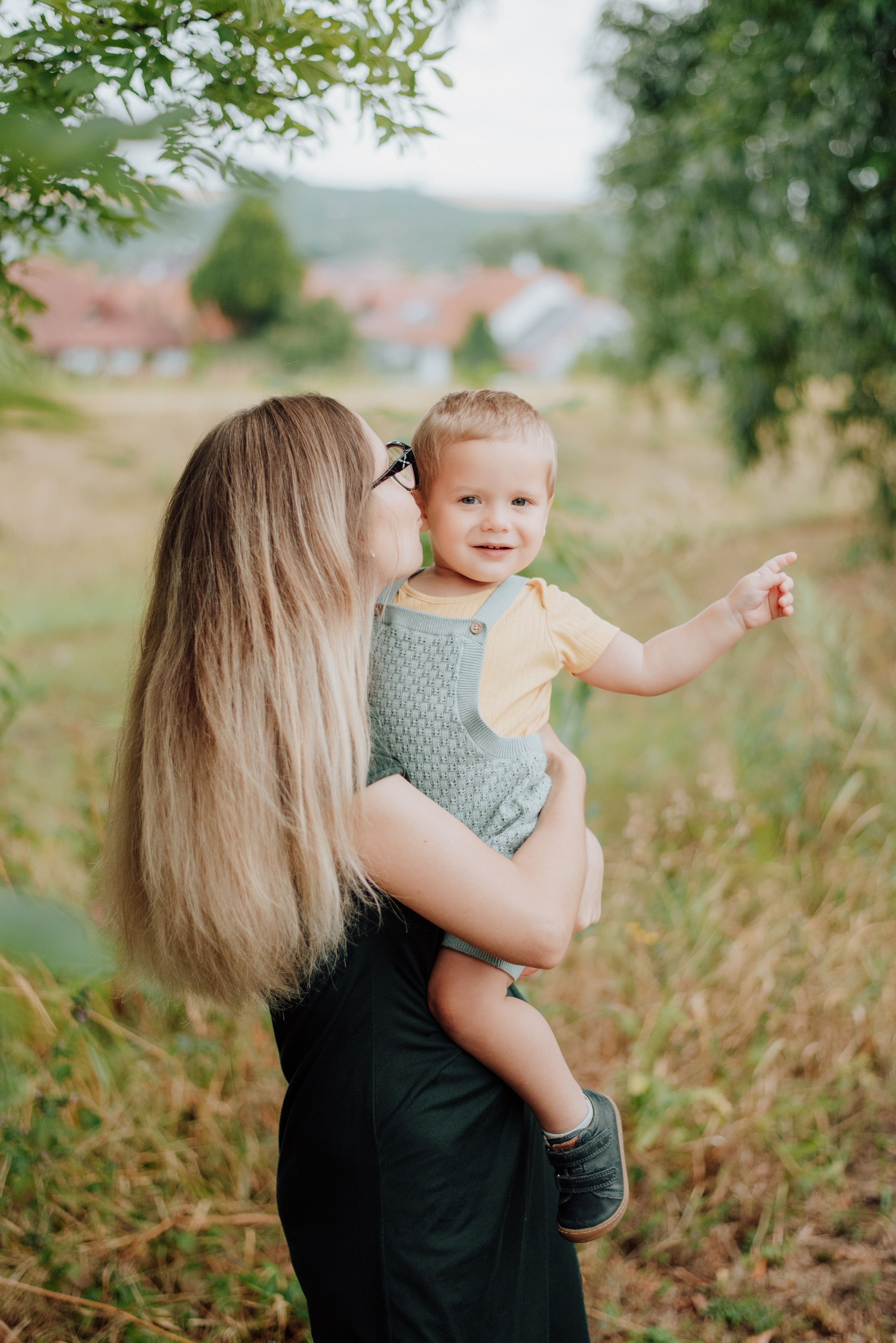 Hanka and family. Lifestyle, wedding and family photographer