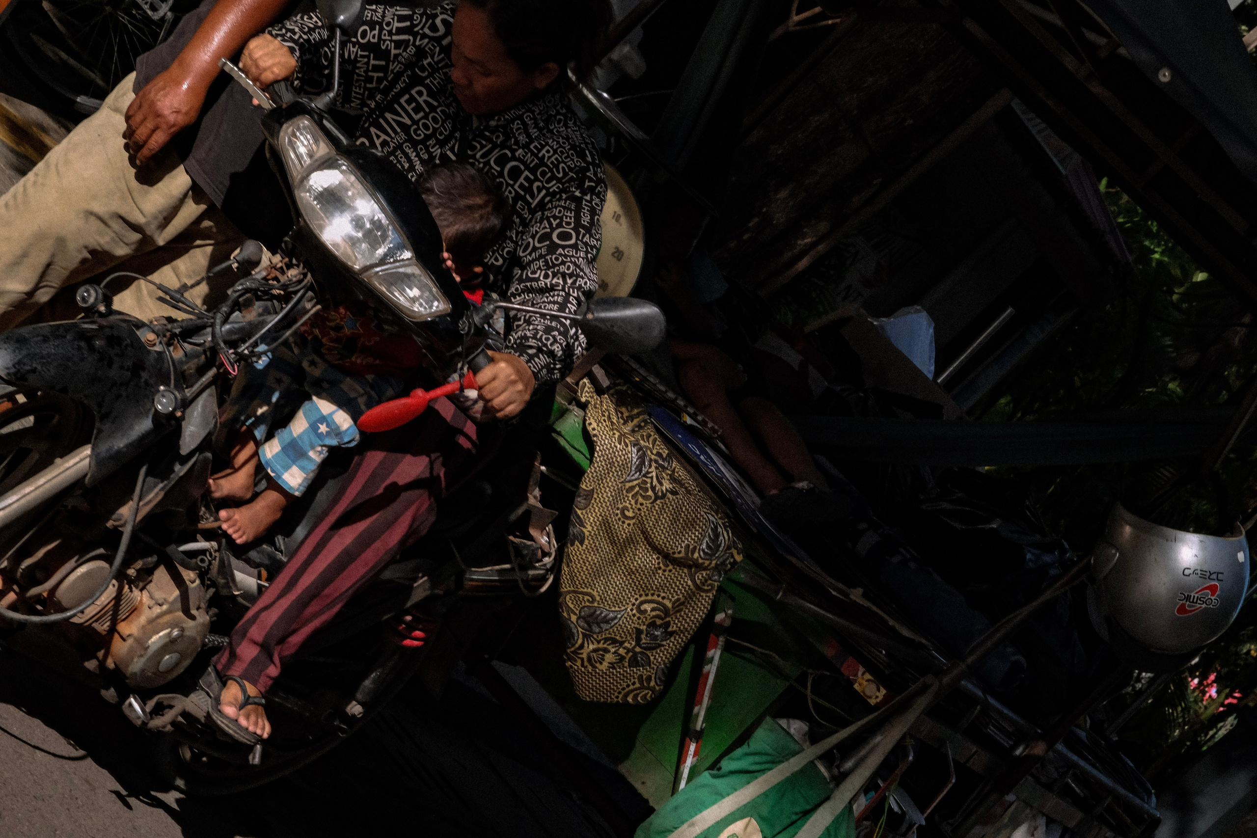 Photography. Fermented Solipsism artist & documentary photographer in California