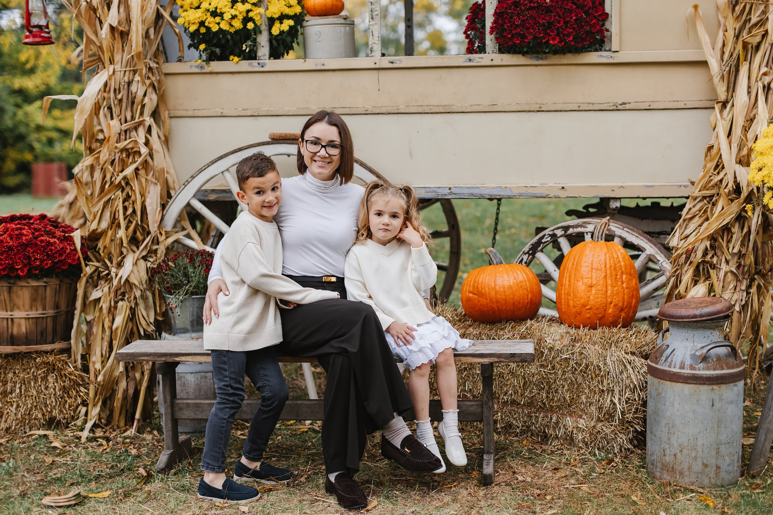 10.18.25 Family Photoshoot. Wedding family event photographer in Chicago Nick Yushevich