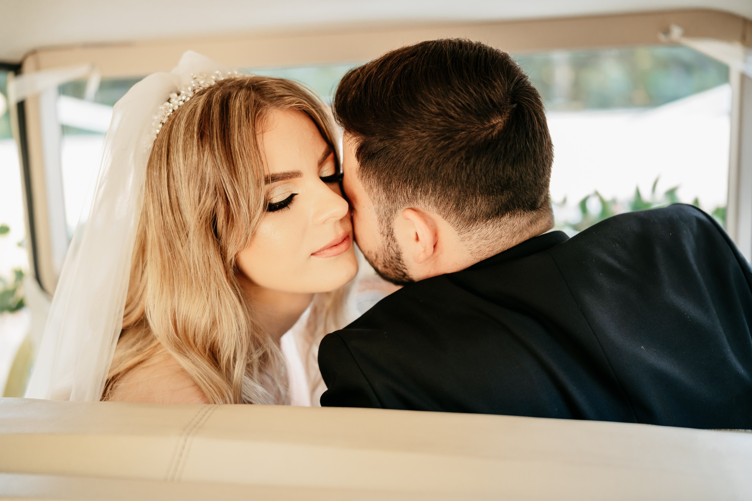 R & A. Fotograf Nunta Iasi - Hearts & Pictures