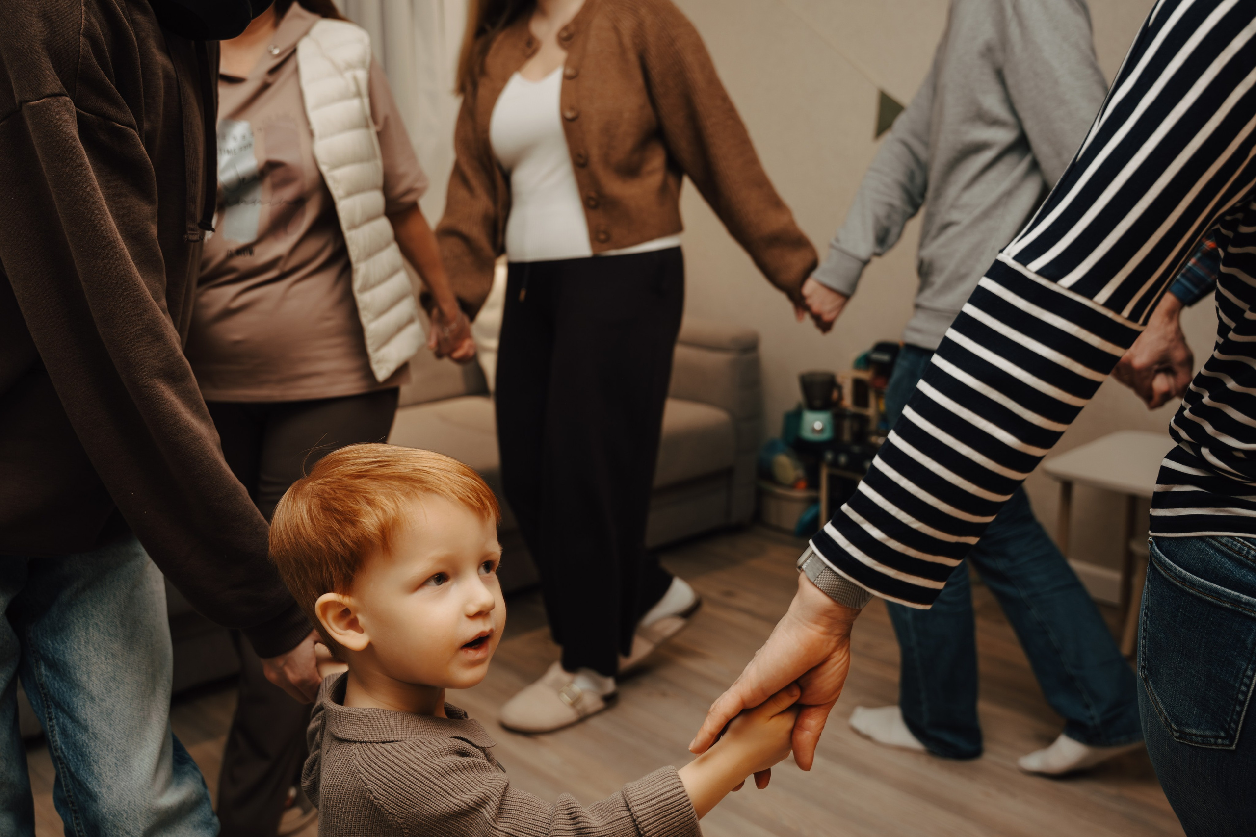 Семейная фотосессия в Батуми в квартире. Портретный и свадебный фотограф в Батуми Валерия Азаренко