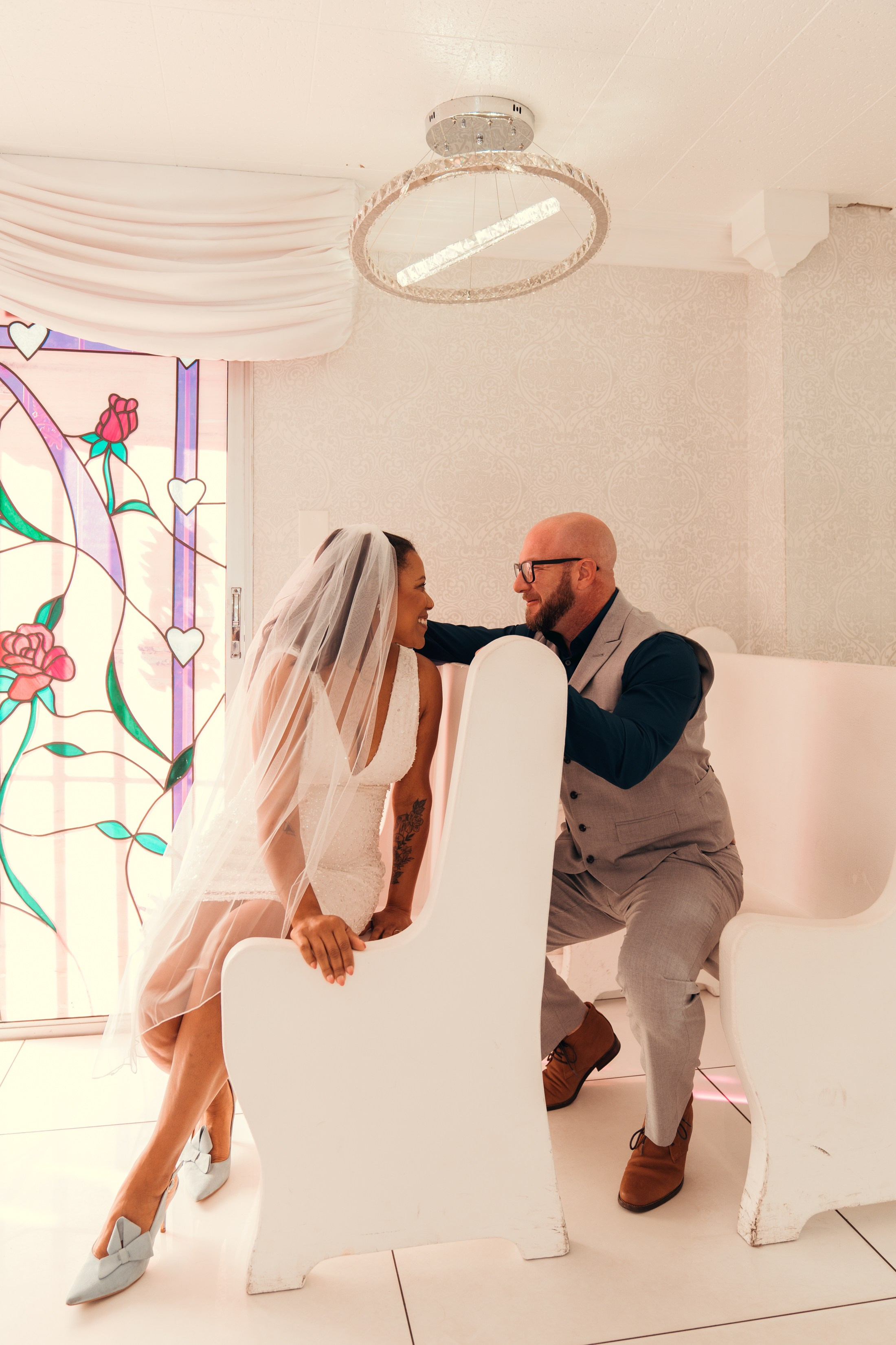 Josh&Christine. Wedding & elopement photographer Viktoriya Kravtsov. Las Vegas