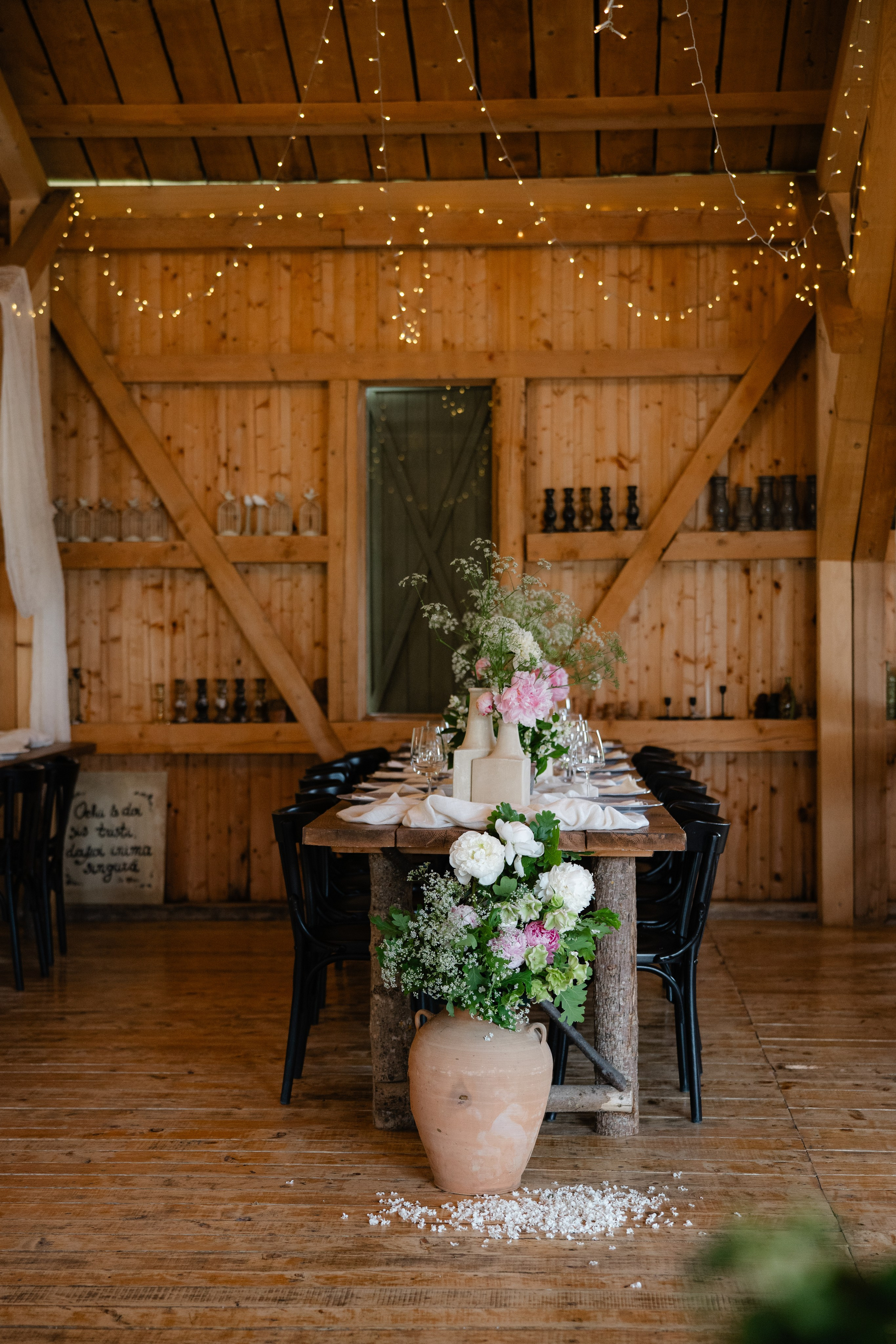 Mona + Vlad | Valea Sanzienelor. Proud Vision Weddings | Wedding Photography & Films — Servicii profesionale Foto Video Nunta Iasi
