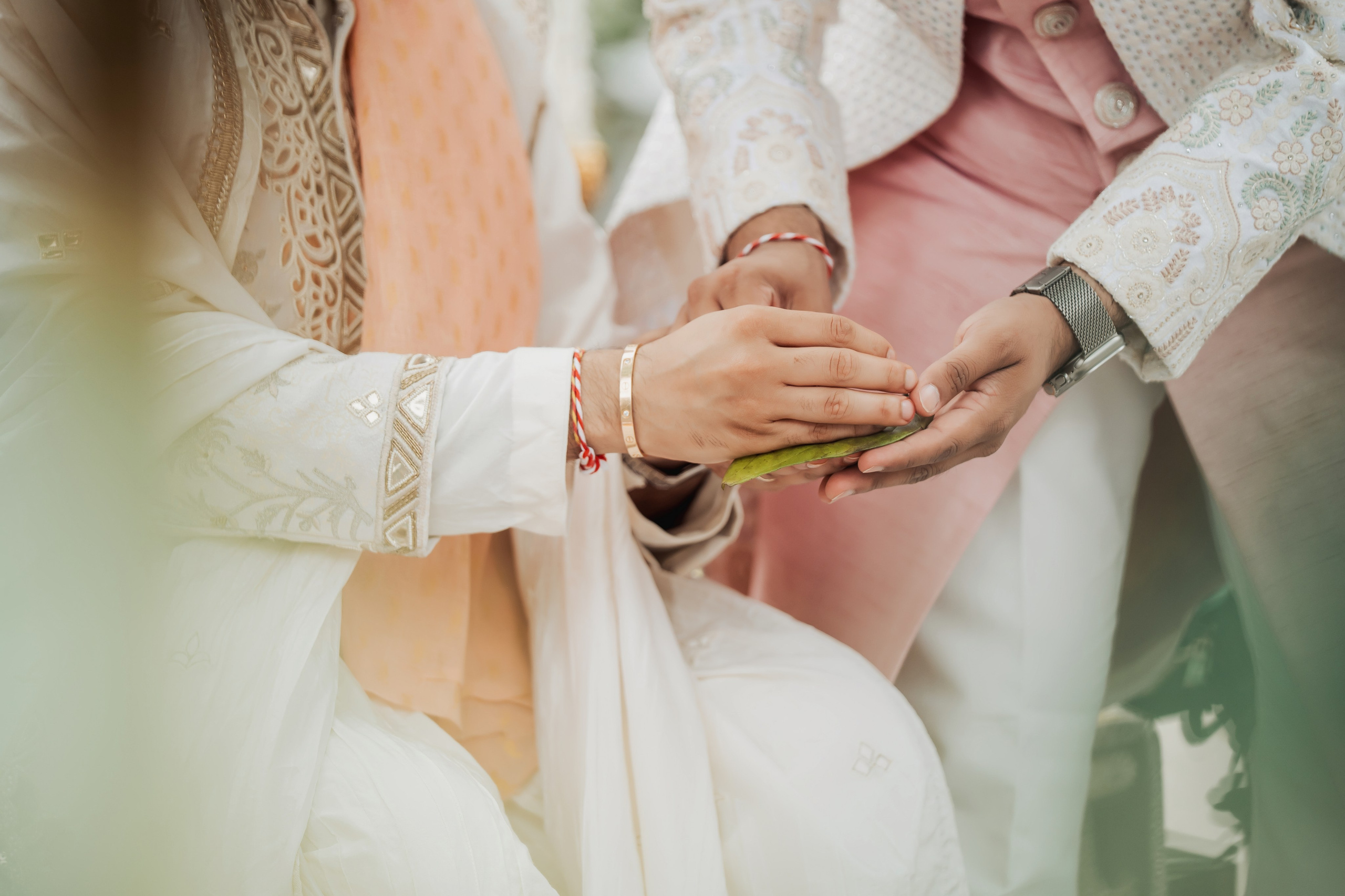 Prem & Nishtha. Wedding Photographer & Cinematographer studios