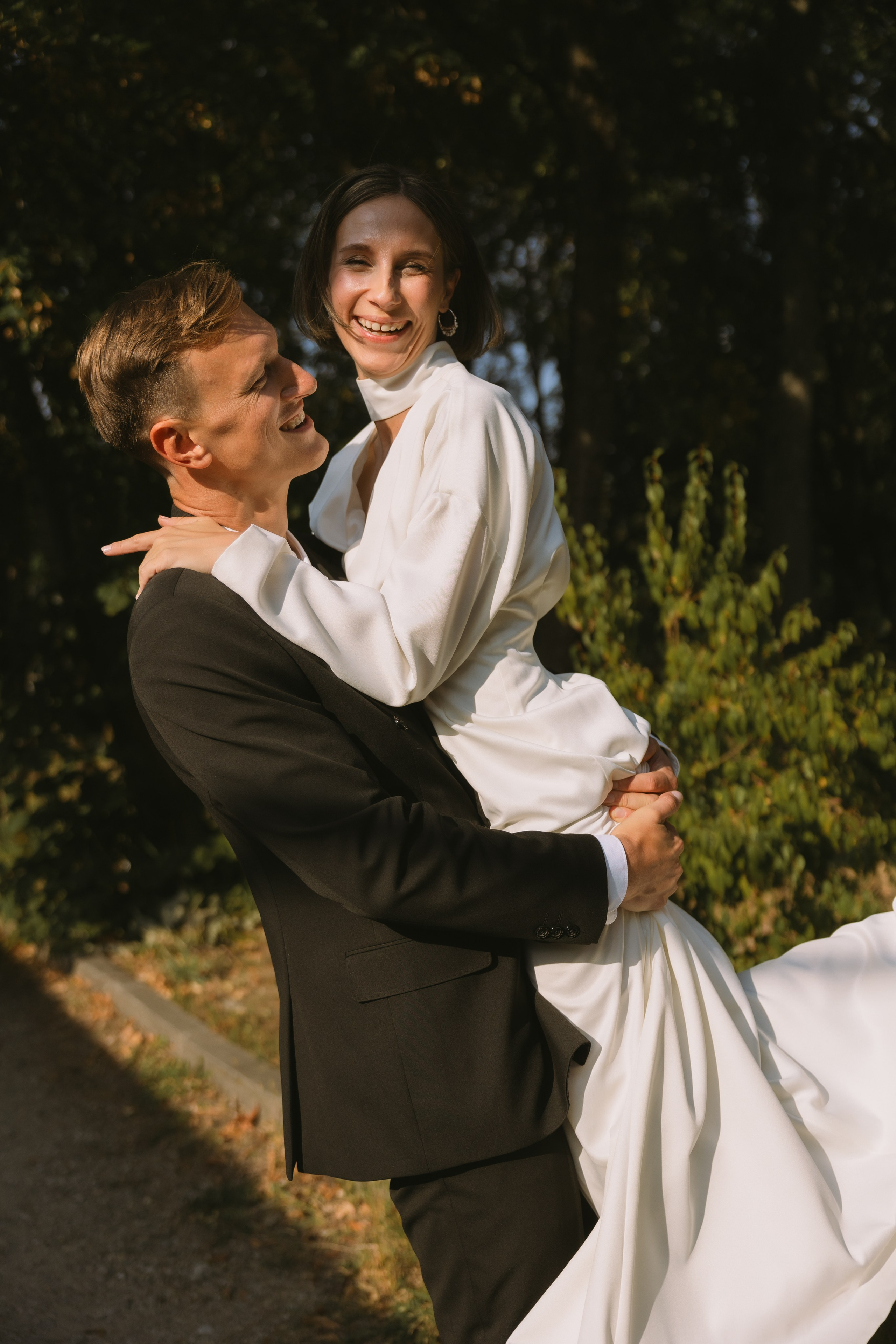 Miglė ir Mindaugas | 2024 | MIESTO VESTUVĖS. Vestuvių ir šeimų fotografė Lena Bondarenko / belove photo