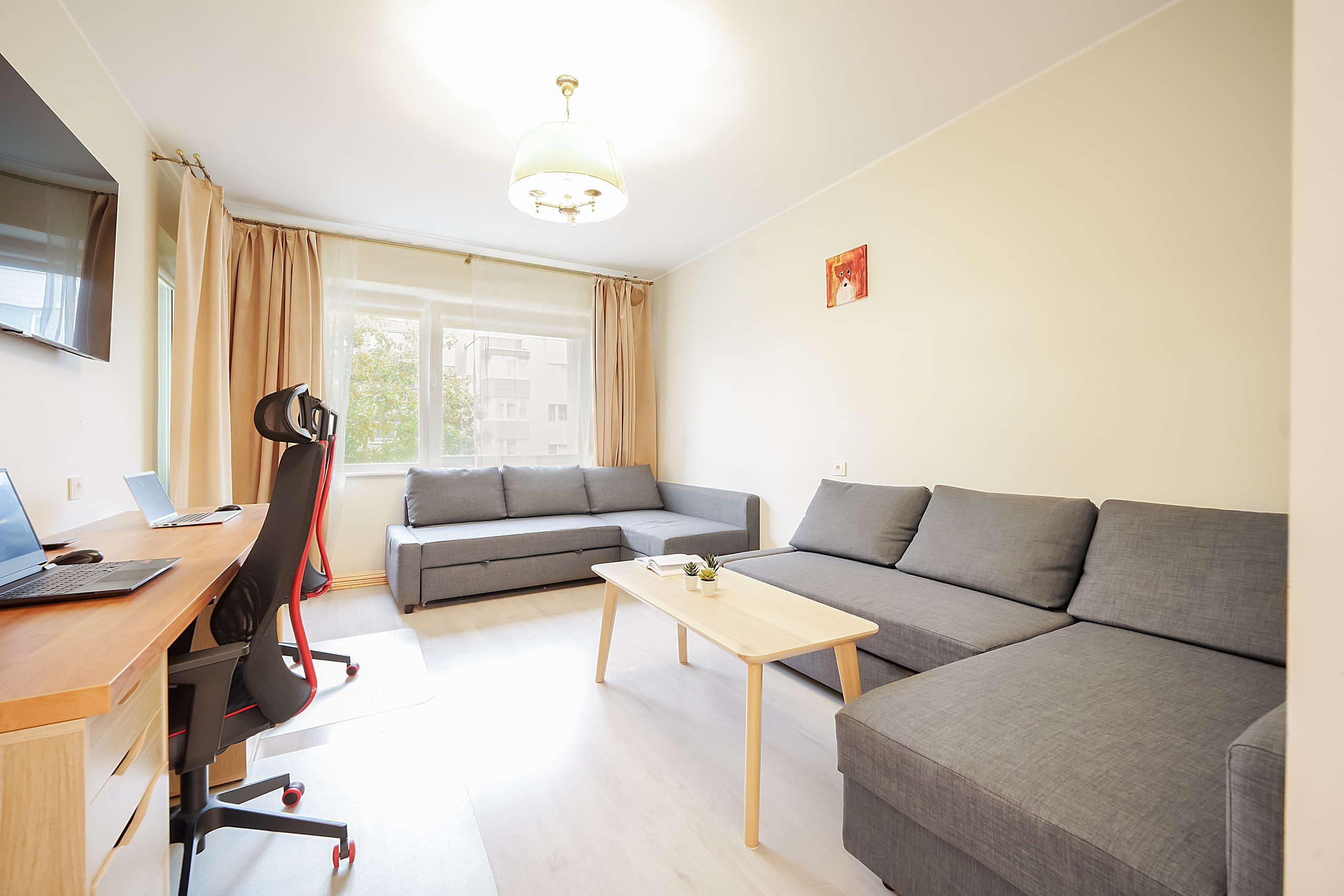 Saulės g. 14, Elektrėnai. Elina Sapiega fotografė Vilniuje