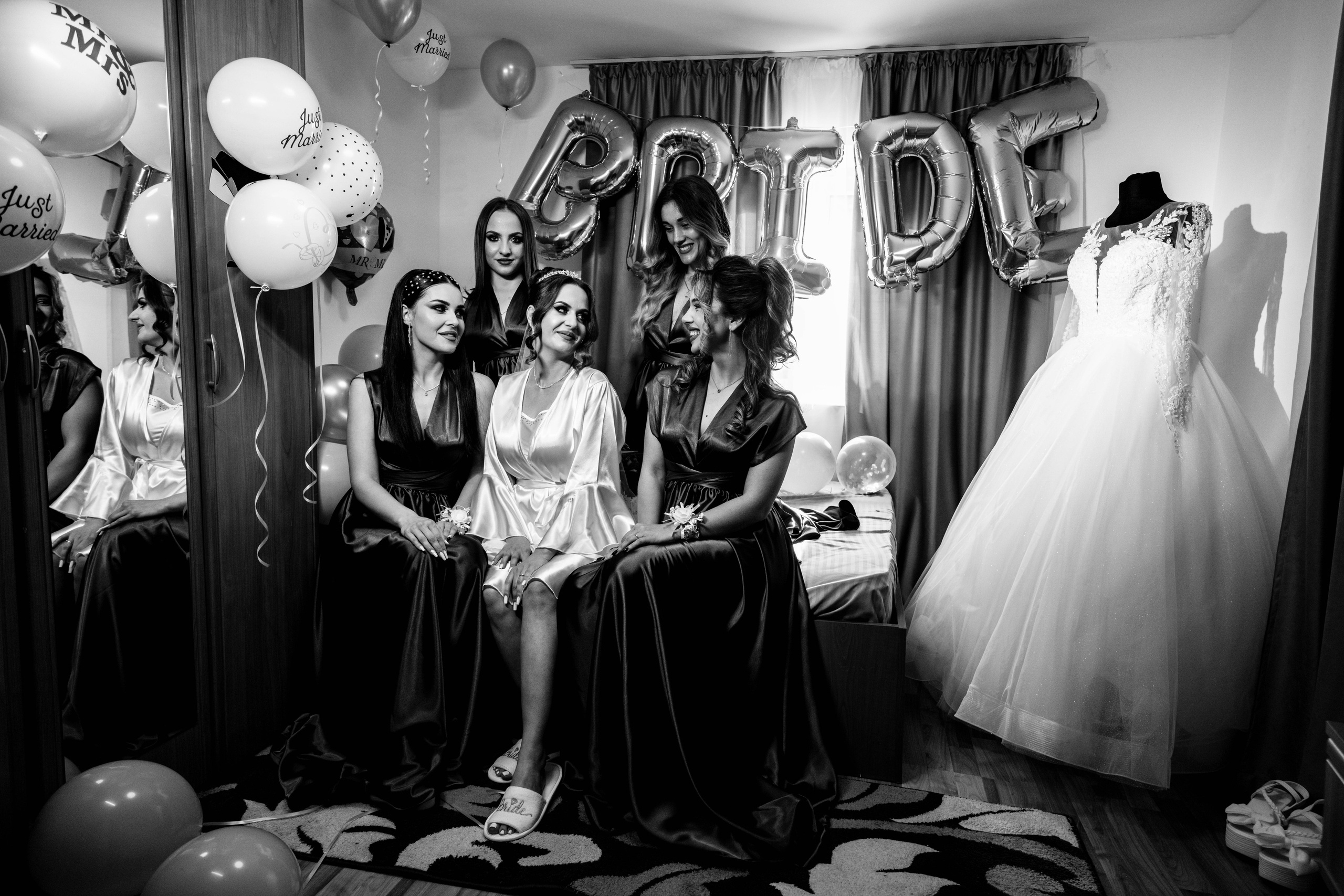 Ionela & Alex. Acasă