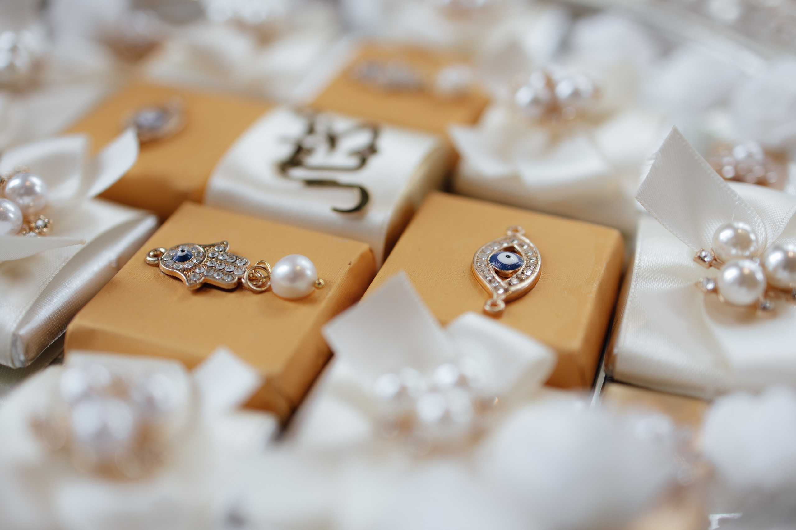 Elegant Wedding Photo Gallery. Timeless Wedding & Events Photography. Based in London, working across Europe