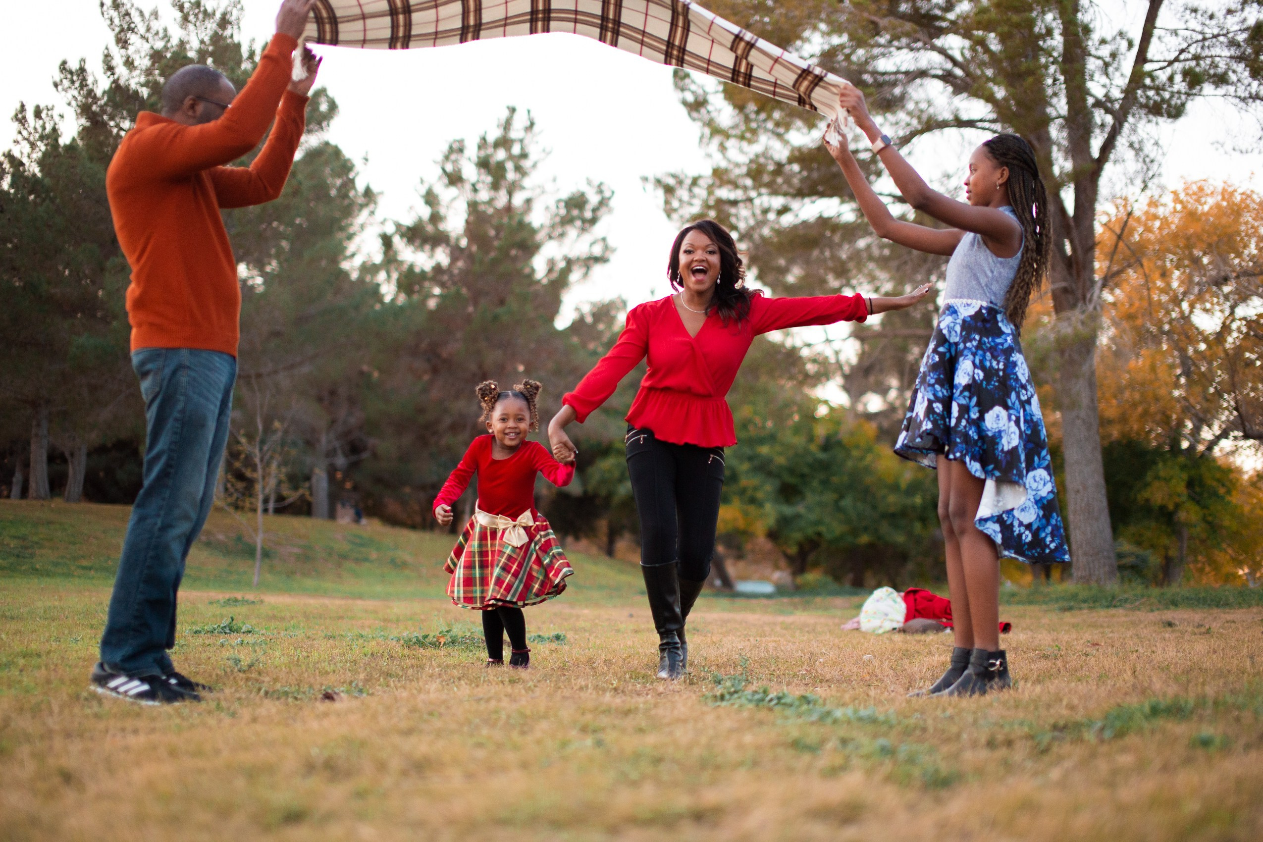 Iboro and his family. Wedding & elopement photographer Viktoriya Kravtsov. Las Vegas