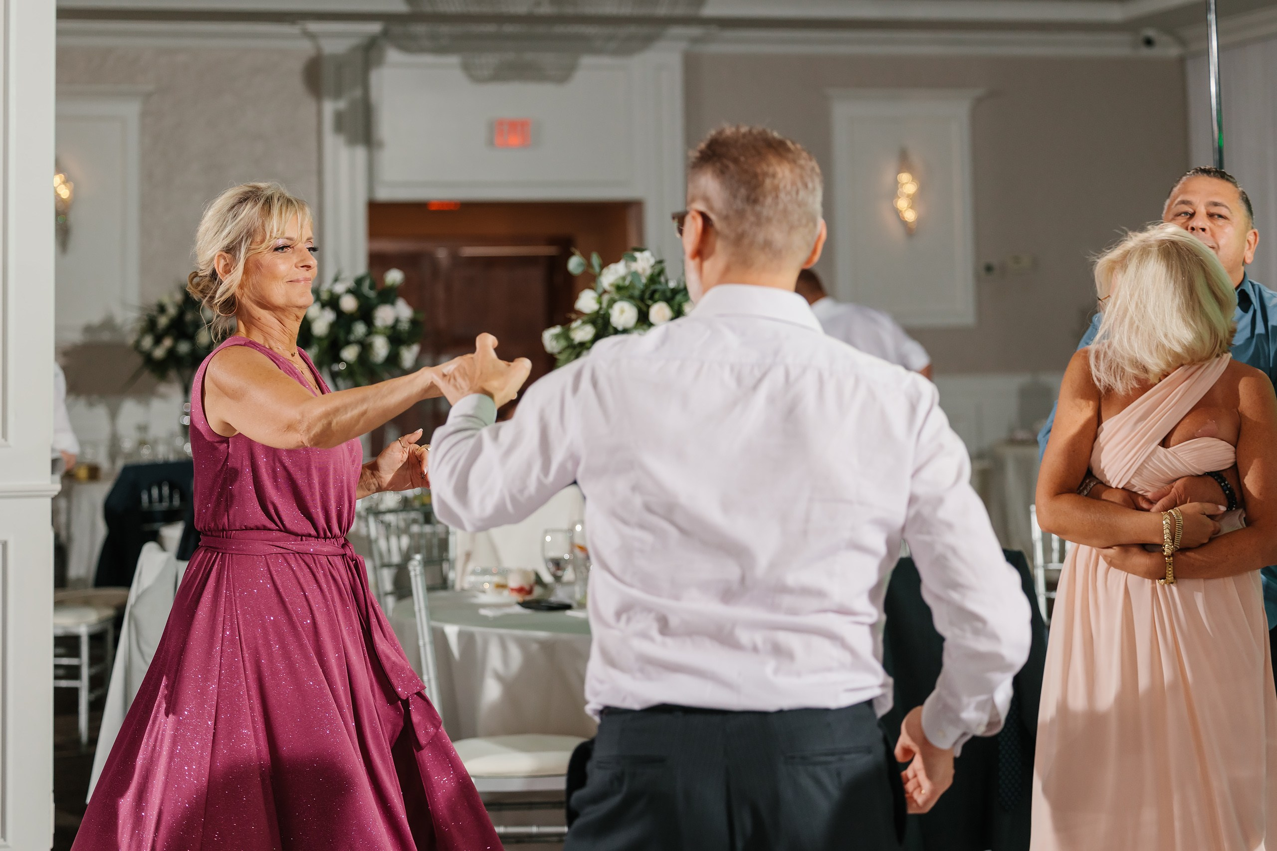 31.08.2024 Wedding. Wedding family event photographer in Chicago Nick Yushevich