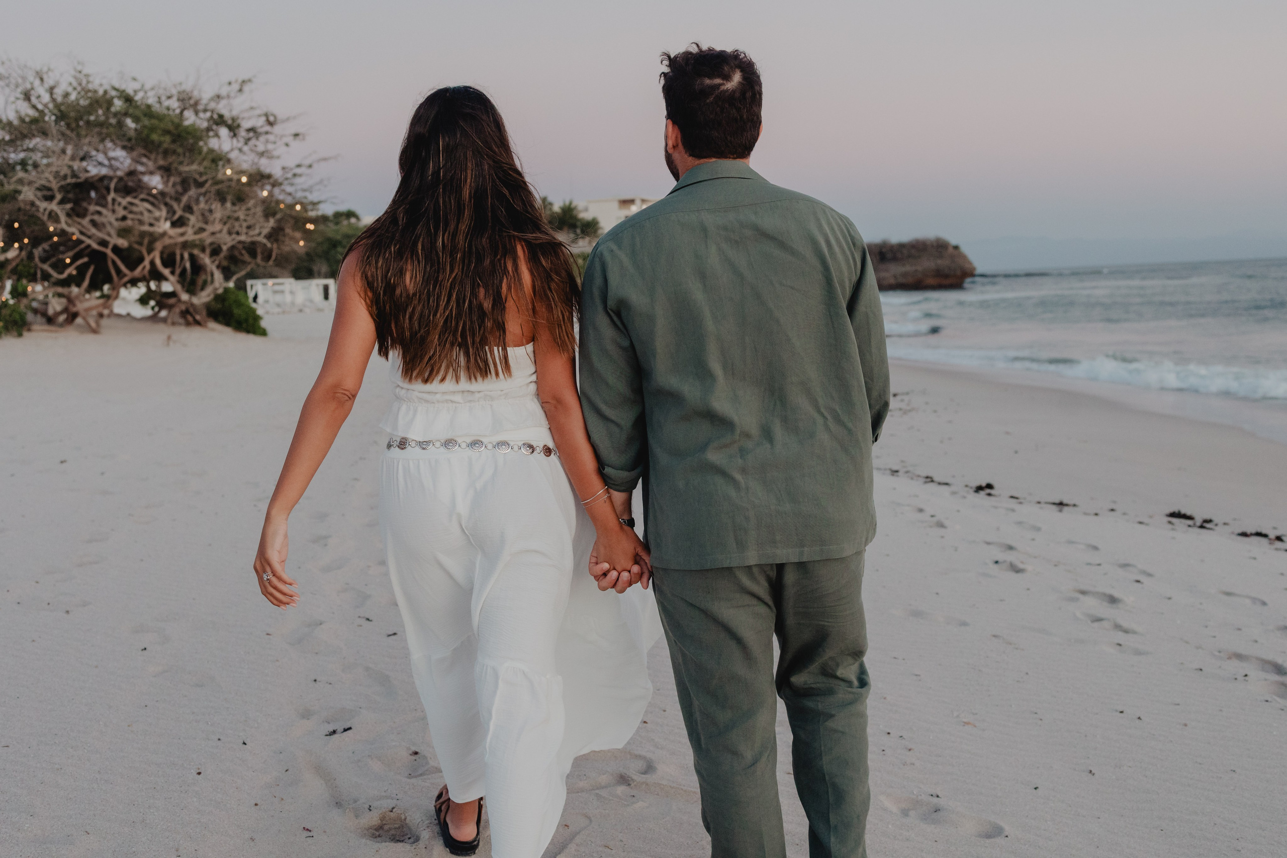 Punta Mita Engagement Session: Love Framed by the Pacific