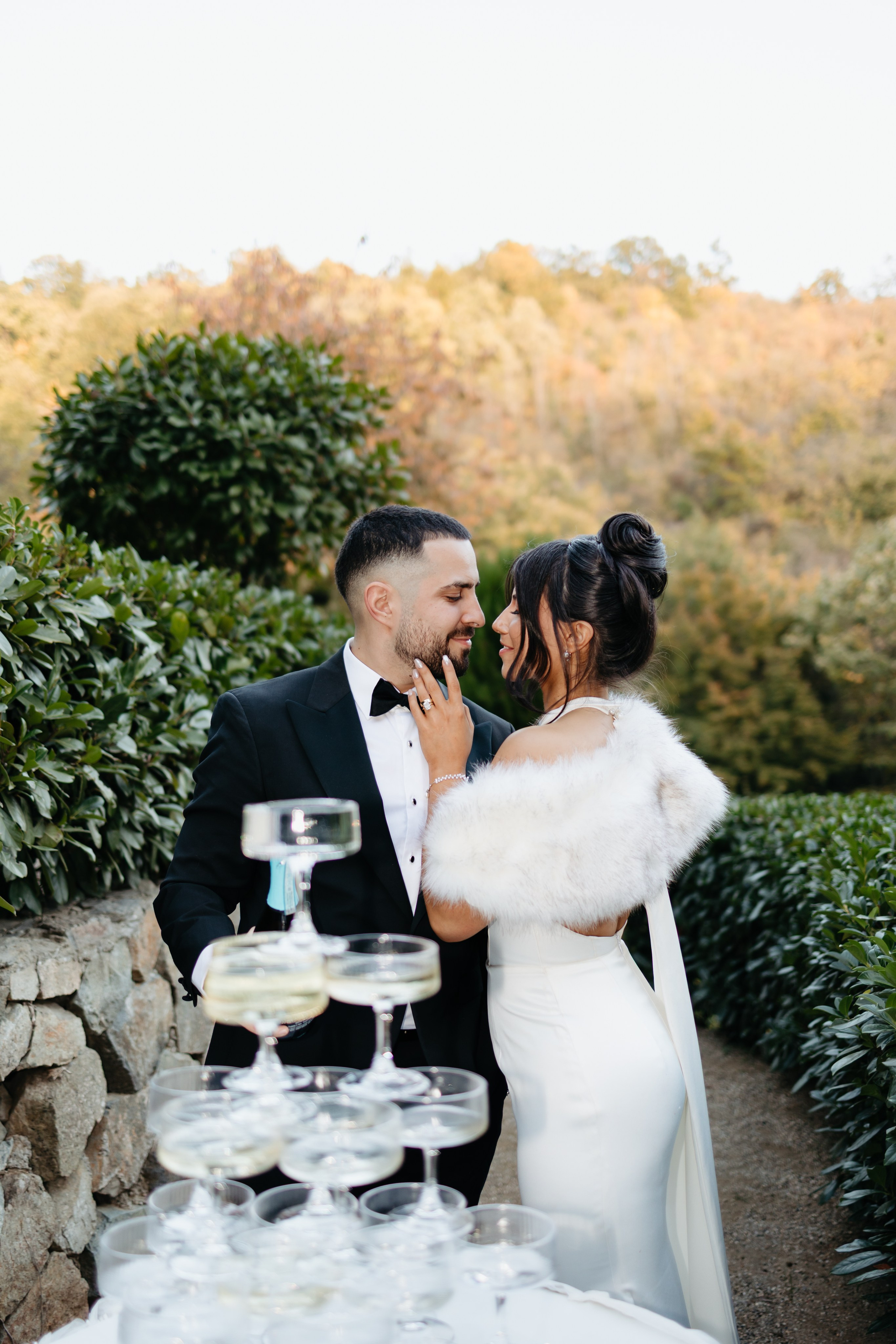 PORTFOLIO. Wedding Photographer Editorial Storytelling Cluj, Romania & Europe|Lore Photography