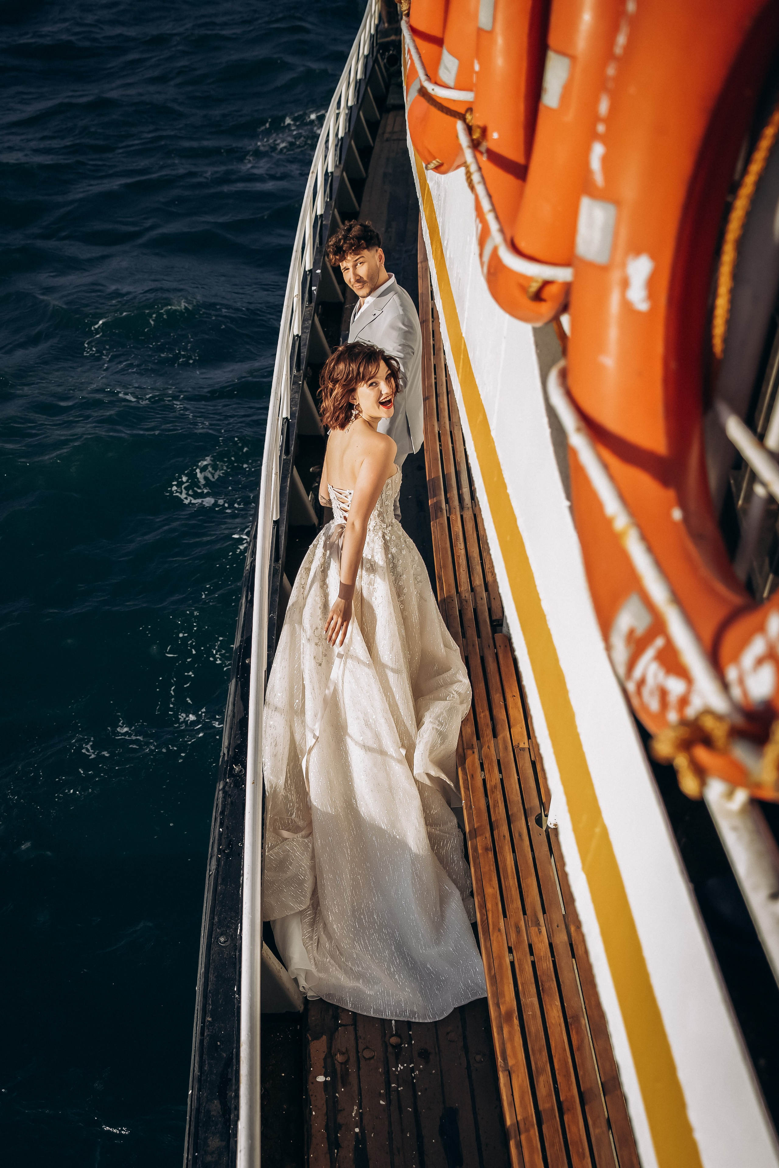 Wedding photographer in Istanbul – couple on the Bosphorus coast