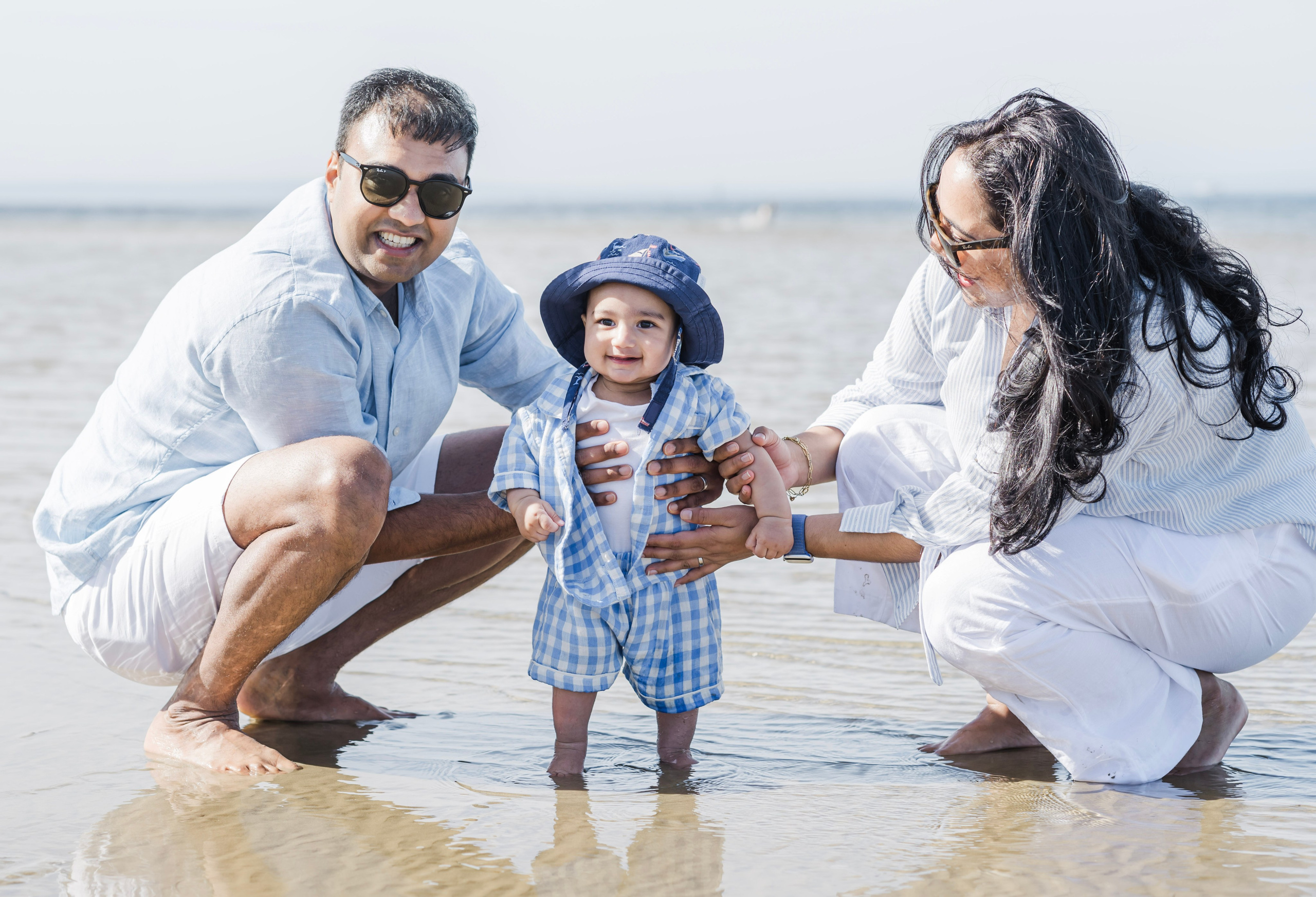 Snehal, Viraj & Baby Suven. Cindy Law | Vacation & Lifestyle Photographer in Melbourne