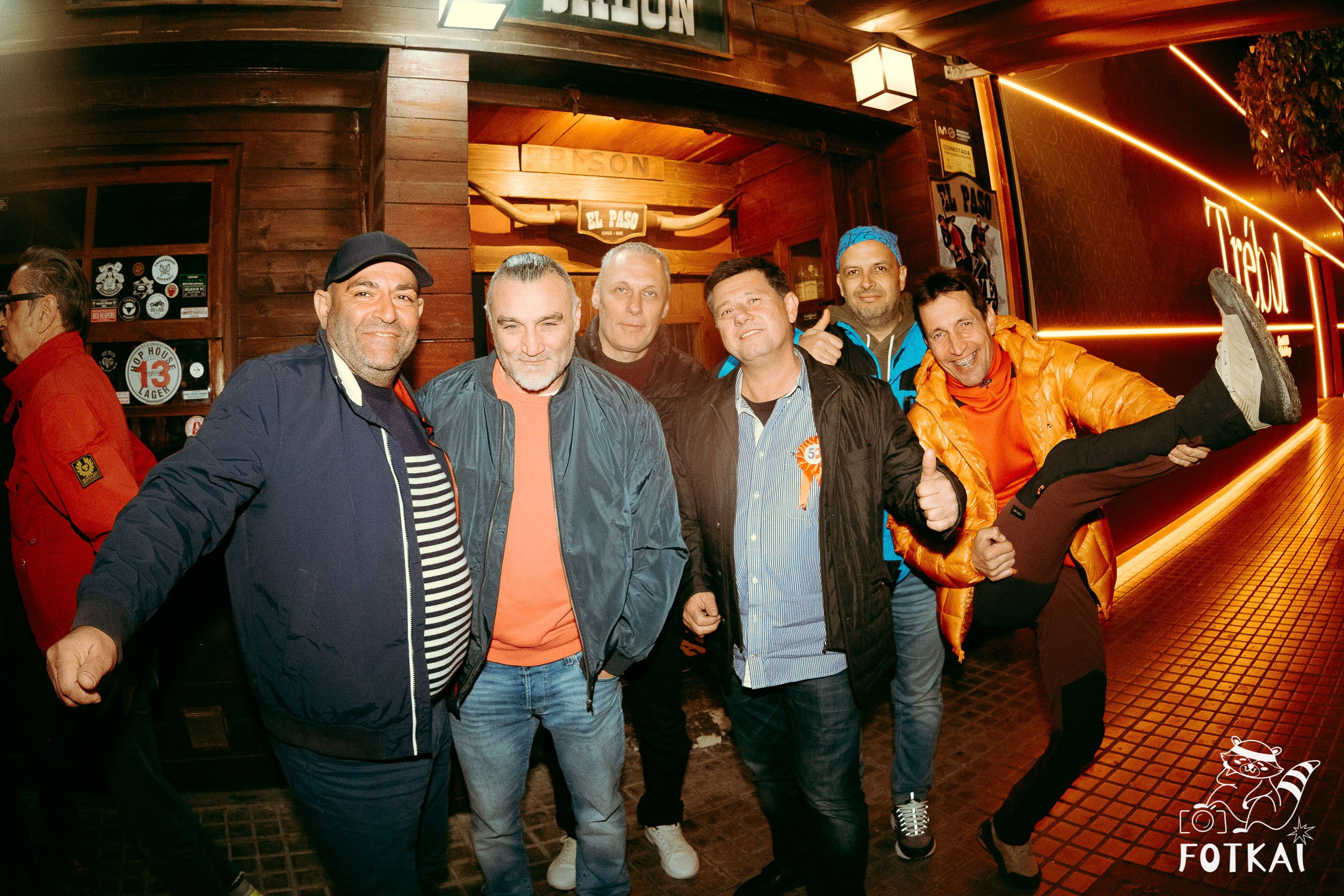 Dirty Picks en El Paso Bar Torrevieja: fotorreportaje punk y garage rock · 24 de enero | FOTKAI