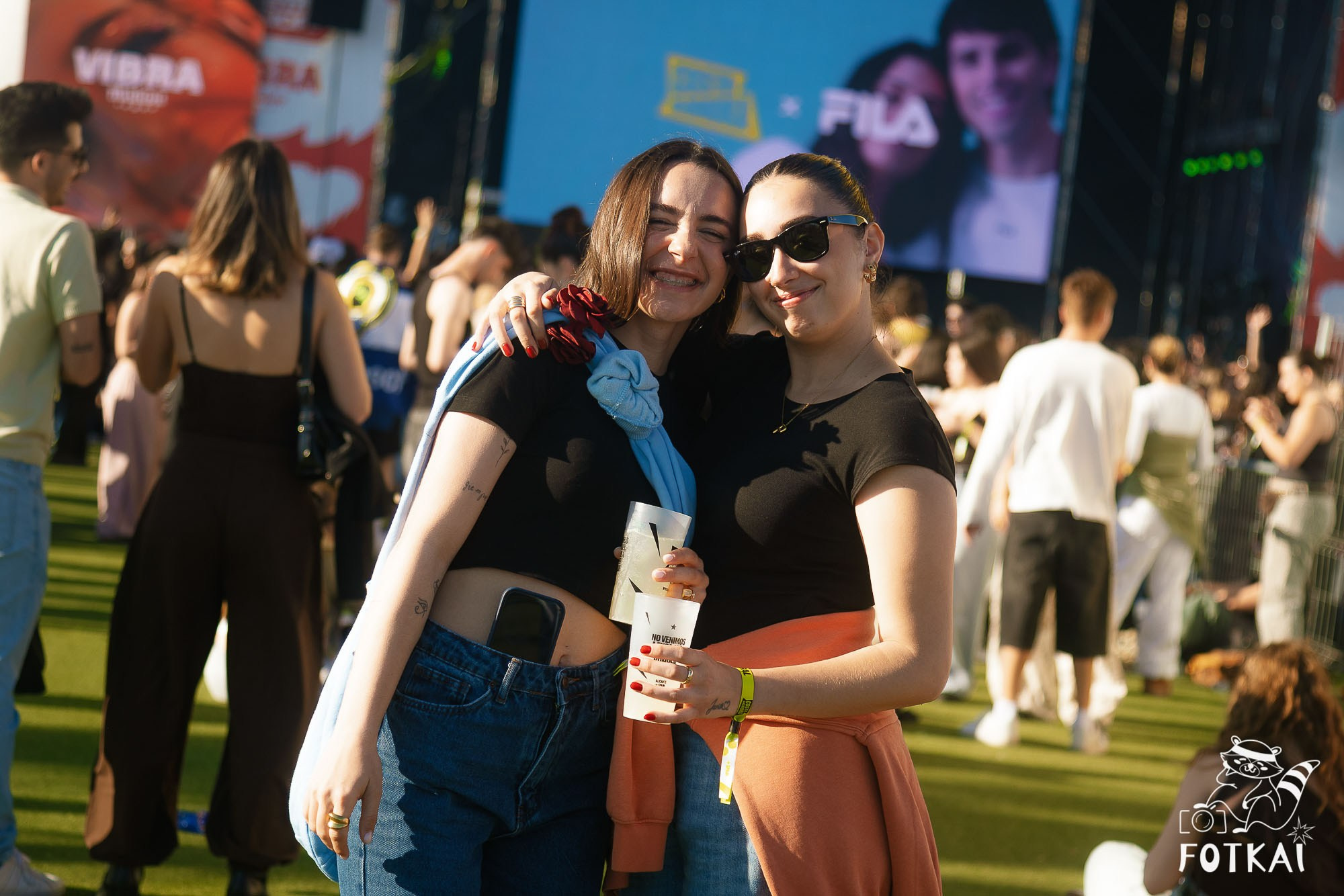 Fotos Costa Sonora 2026 Alicante Día 2 — busca tu foto y encuentra amigos del festival | FOTKAI